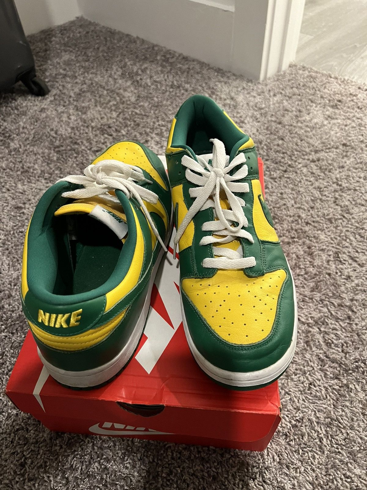 Nike Brazil Nike dunks Size US 12 / EU 45 - 2 Thumbnail