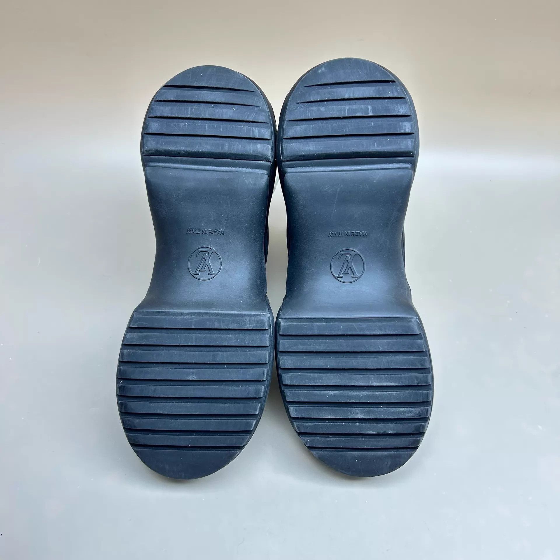 Louis Vuitton LV Black White Monogram Lace-Up Dad Sneakers 38.5 95 New Size US 8 / IT 38 - 6 Thumbnail