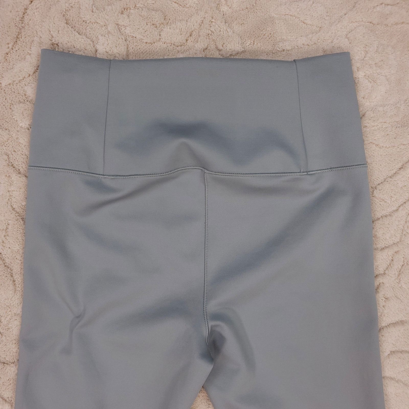 Vuori Vuori Evolve Leggings Fern Sz Medium Size 28" / US 6 / IT 42 - 7 Thumbnail