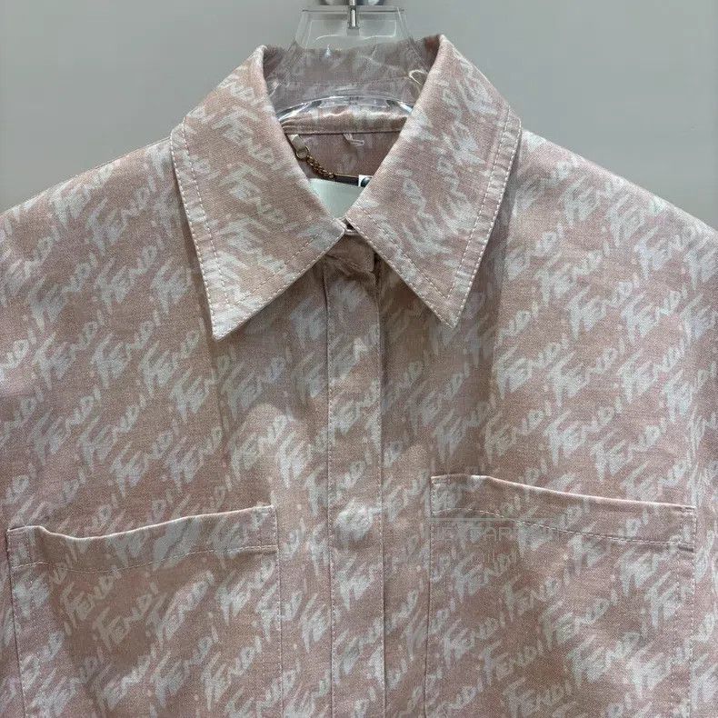 Fendi Fendi Logo Badge Washed Pocket Single-breasted Shirt - Pin Size XS / US 0-2 / IT 36-38 - 3 Thumbnail