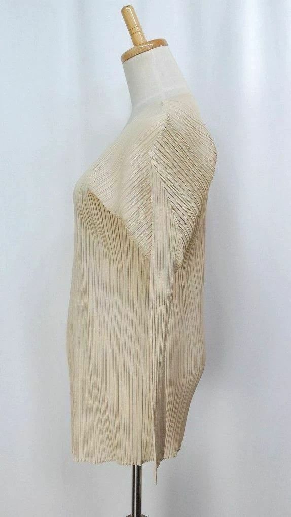 Issey Miyake issey miyake size:4 Milky white fly-sleeved coat 2506-Next Size XXS / US 00 / IT 34 - 2 Thumbnail