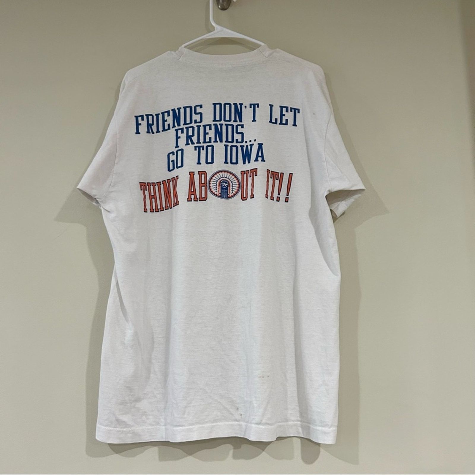 Fruit Of The Loom Vintage Illinois Friends Don’t Let Friends Go To Iowa shirt Size US XL / EU 56 / 4 - 1 Thumbnail