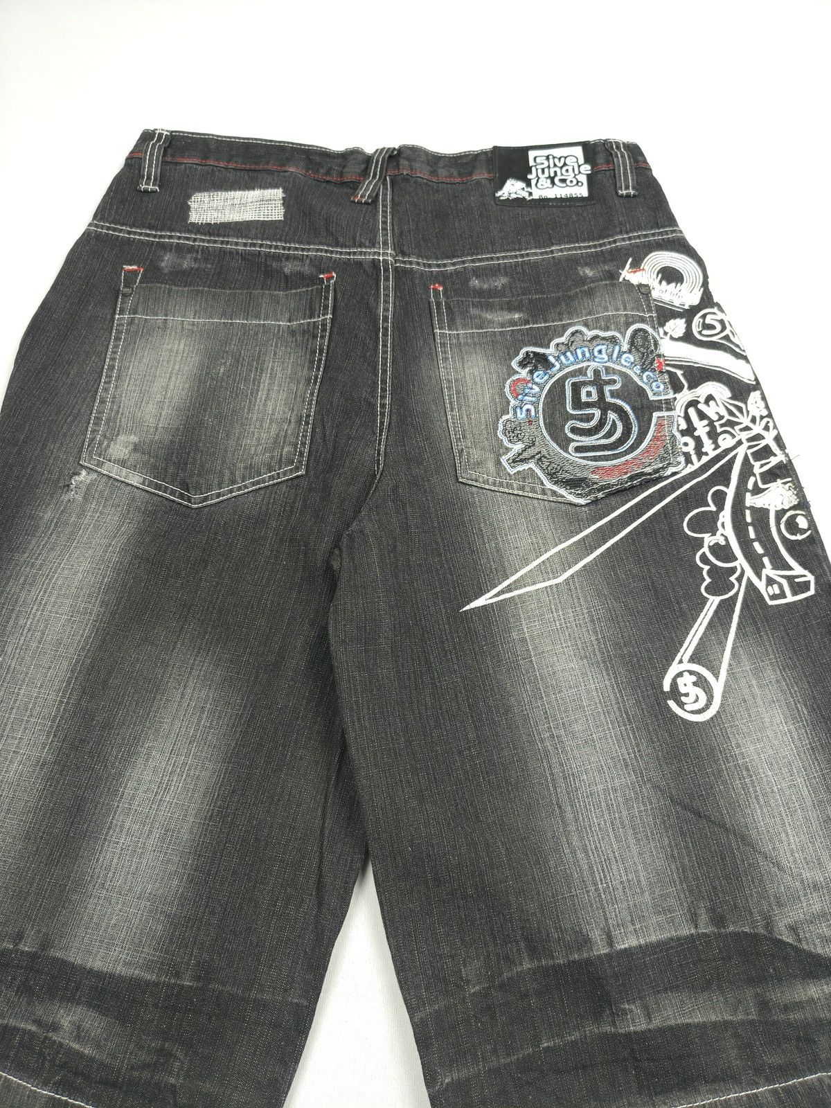 Southpole Five Jungle & Co Graphic Denim Shorts Y2K Streetwear (061) Size US 36 / EU 52 - 8 Thumbnail