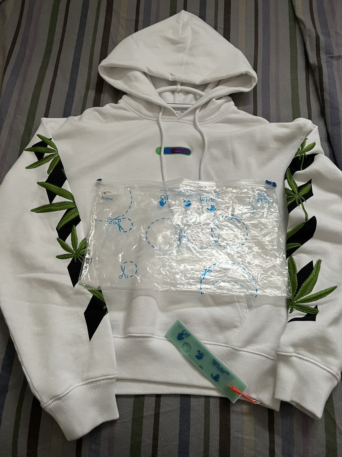 Off-White Off-White Weed Leaves Hoodie Size US S / EU 44-46 / 1 - 1 Thumbnail
