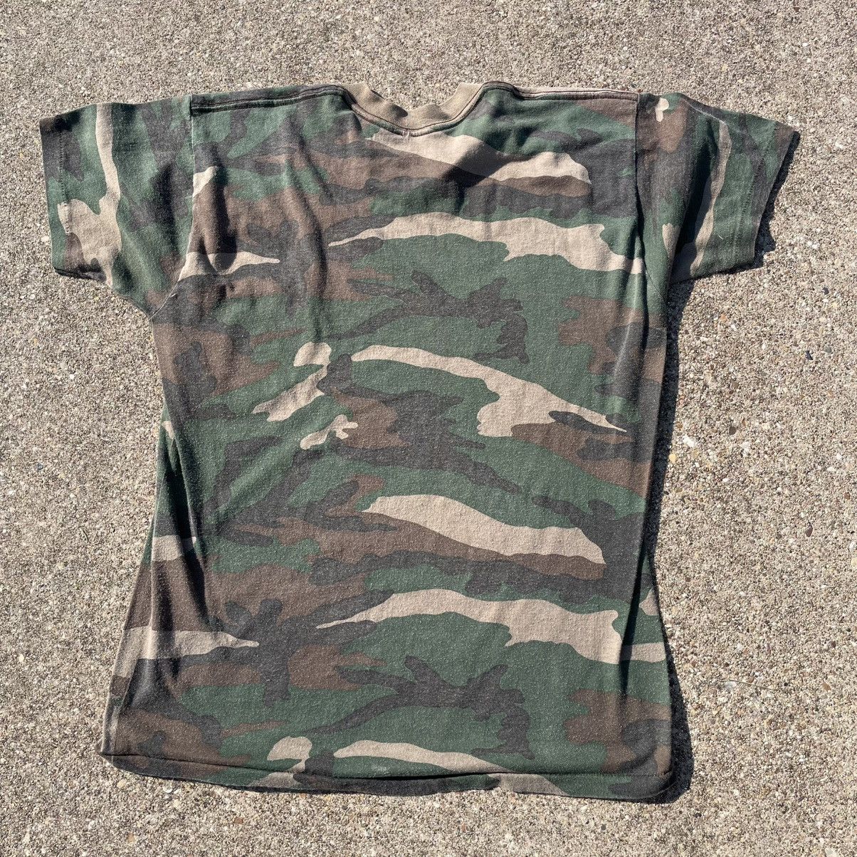 Other Vintage 90s Camo Pocket Tee Single Stitch Medium Size US M / EU 48-50 / 2 - 4 Thumbnail