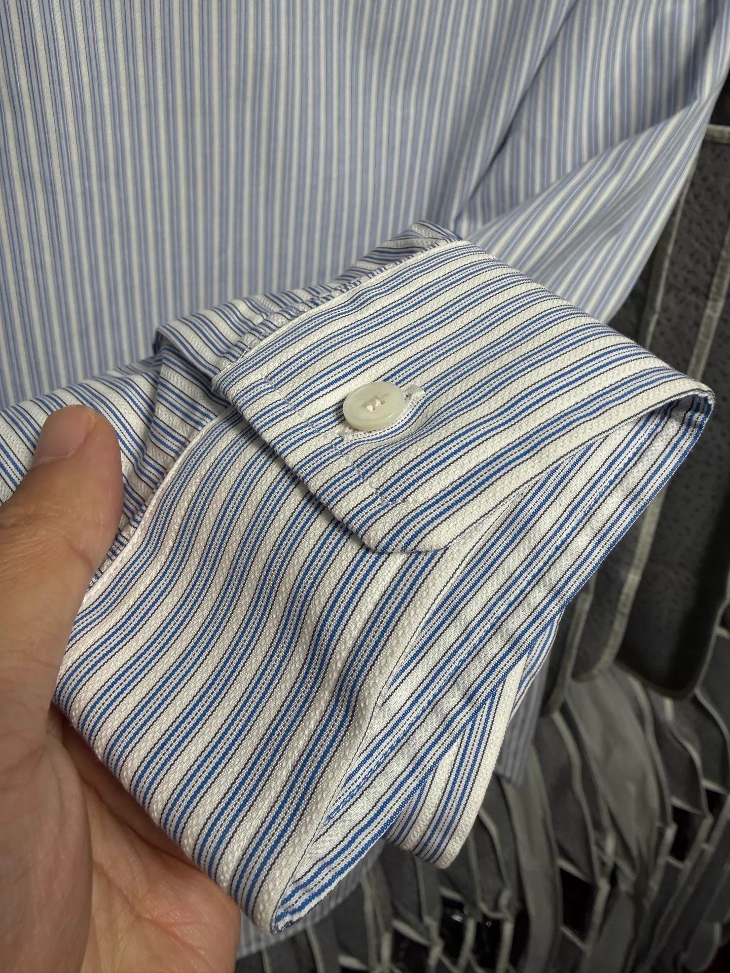 Burberry Striped Long Sleeve Button-Up Shirt with Contrast Collar Size US XXS / EU 40 - 6 Thumbnail
