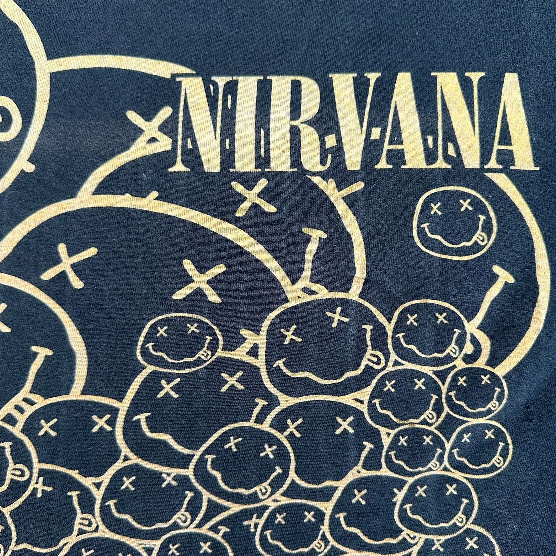 Nirvana Vintage Nirvana Smiley Face T-Shirt AOP Punk Grunge Band Tee Size US XL / EU 56 / 4 - 3 Thumbnail