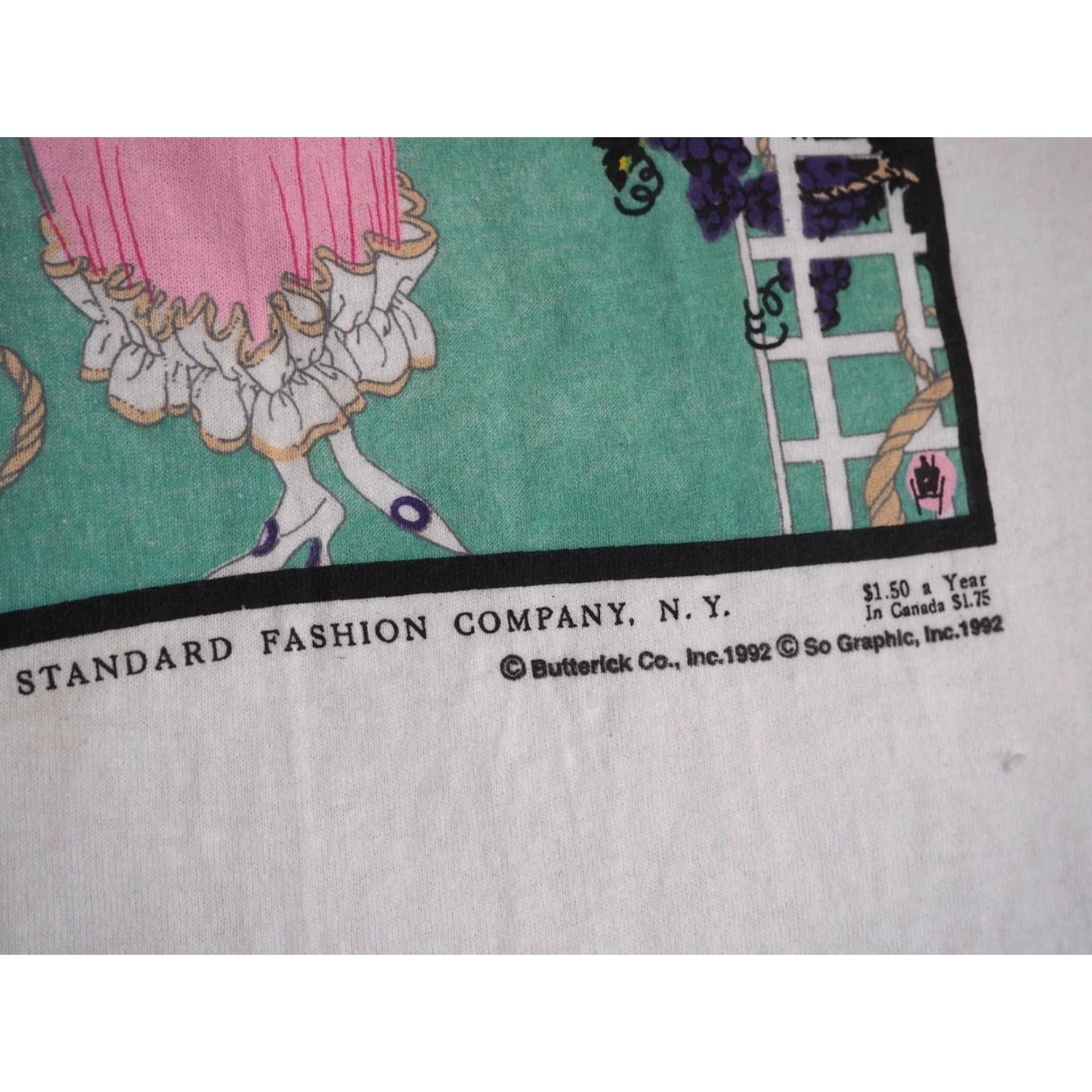 Vintage VTG 90s Screen Stars The Designer Butterick Flapper Art USA White Tee T-Shirt L Shirt Unisex White 1990s Graphic Tee Mens Womens Boys Girls Size US L / EU 52-54 / 3 - 4 Thumbnail