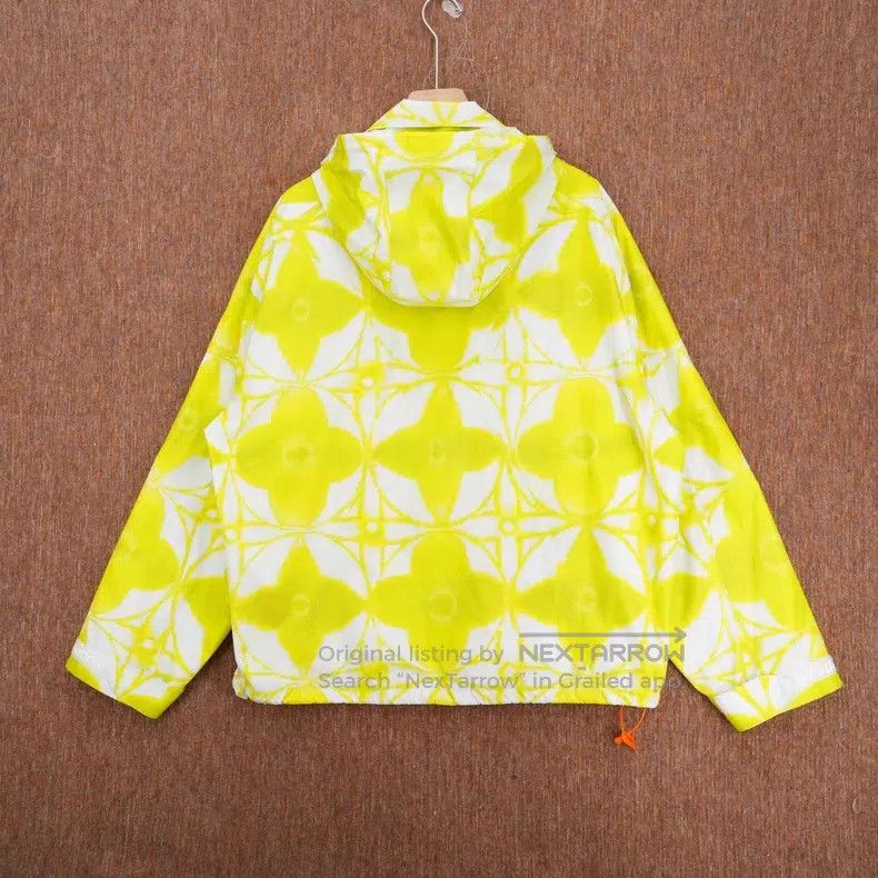 Louis Vuitton Louis Vuitton Lemon yellow three-flower full-print assault Size US M / EU 48-50 / 2 - 3 Thumbnail