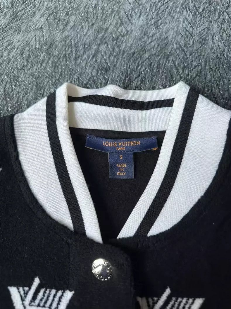 Louis Vuitton LOUIS VUITTON Baseball Short Sleeve Cardigan shirt 2504-Nex Size US S / EU 44-46 / 1 - 3 Thumbnail