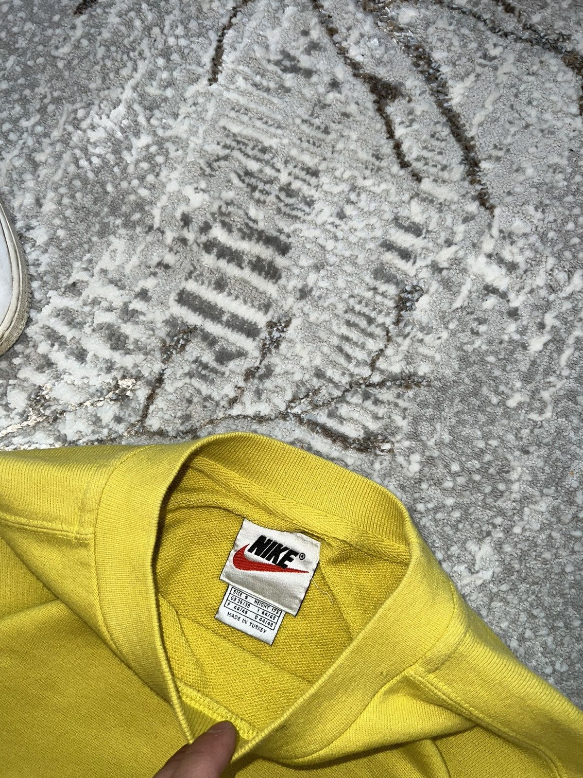 Nike × Vintage NIKE 90S VINTAGE SWOOSH LOGO SWEATSHIRT BOXY FIT CREWNECK Size US S / EU 44-46 / 1 - 6 Thumbnail