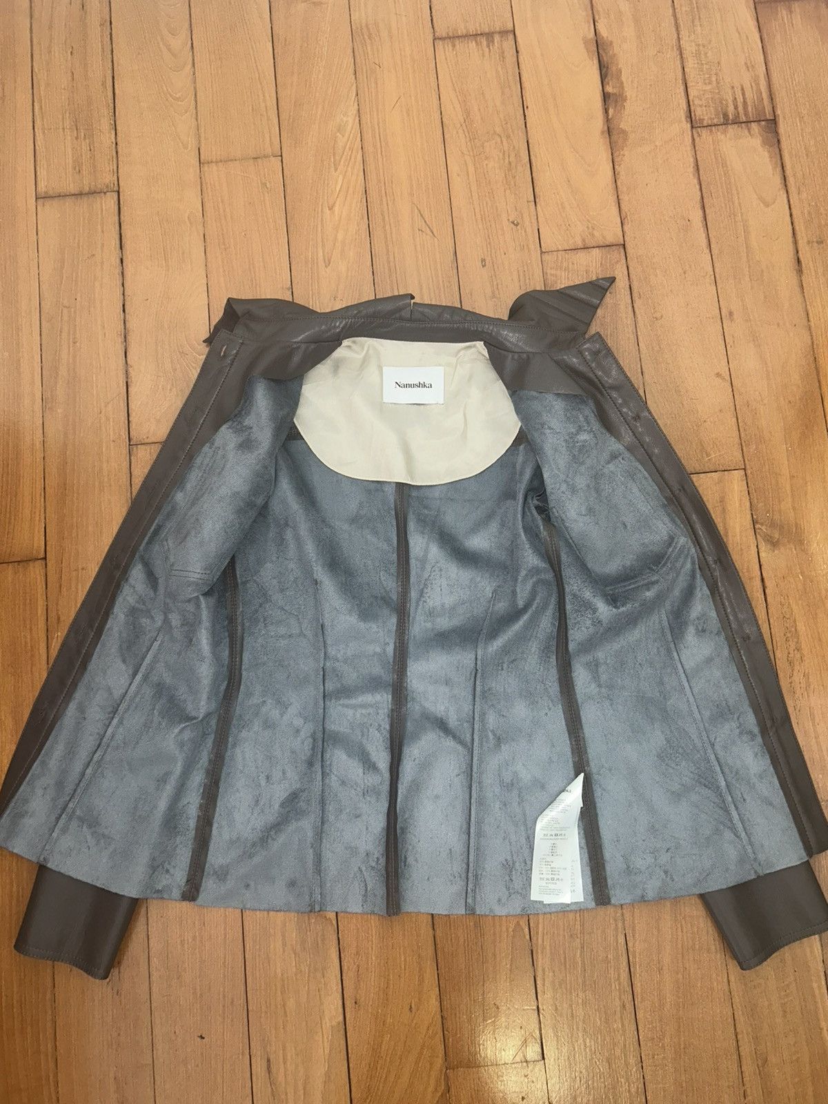 Designer × Nanushka × Vintage Nanushka brown leather dagger collar button up top Size US XS / EU 42 / 0 - 7 Thumbnail