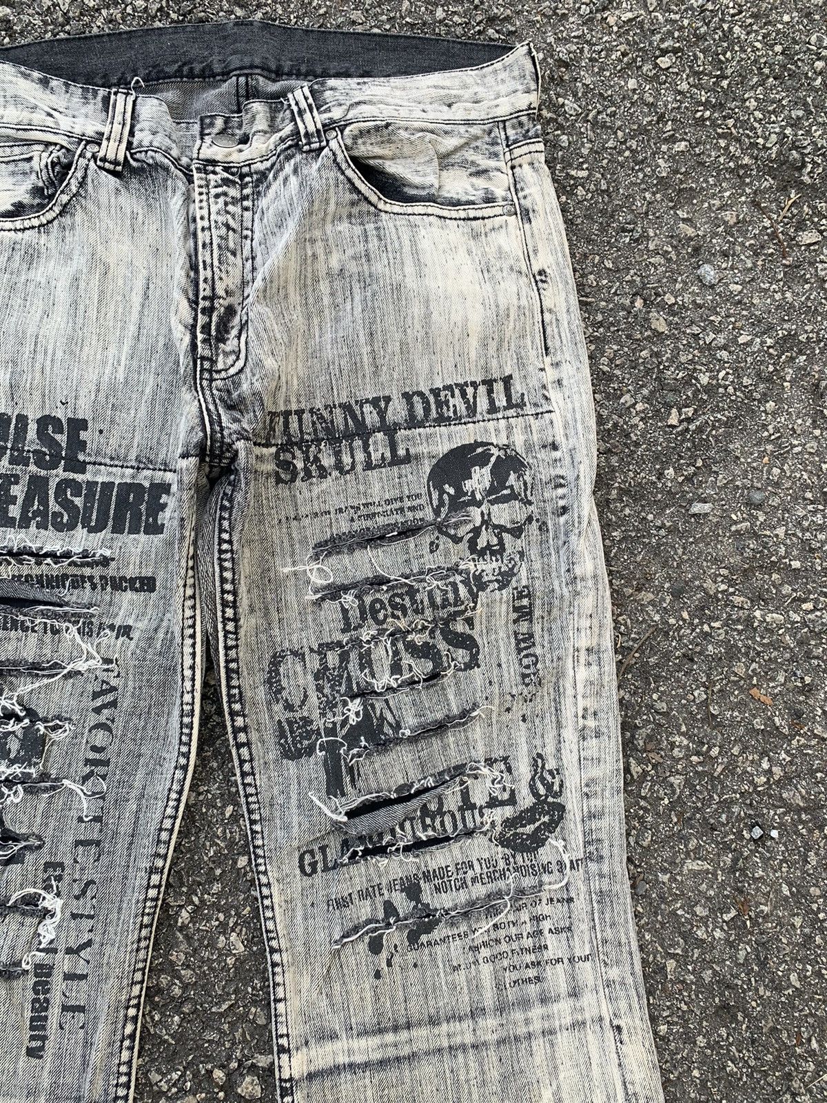 If Six Was Nine × Japanese Brand × Le Grande Bleu (L.G.B.) FLARE IMPULSE PLEASURE FUNNY DEVIL SKULL DISTRESSED PANTS☠️🎌 Size US 33 - 10 Thumbnail