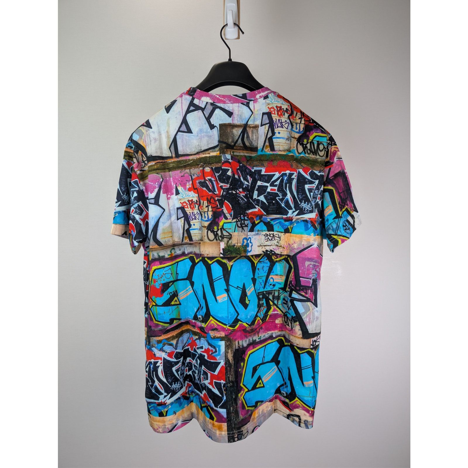 Vivienne Westwood o1rshd1 Classic Graffiti T-Shirt in Multiolor Size US L / EU 52-54 / 3 - 11 Thumbnail