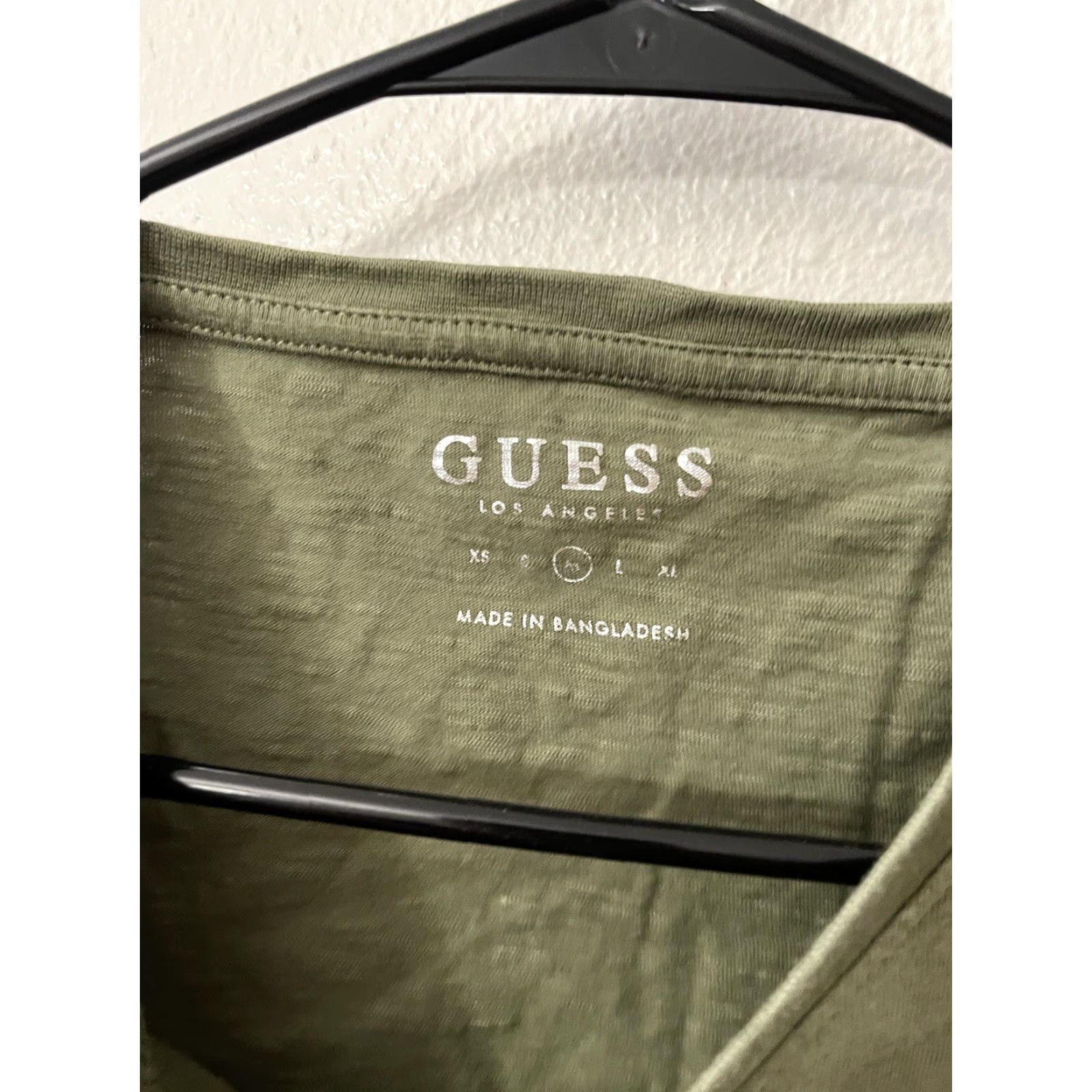 Guess VINTAGE GUESS Army Green Micro Crop Top Short Sleeve Crew Neck Womens M Cropped 90s Logo Patch Shirt Size M / US 6-8 / IT 42-44 - 3 Thumbnail
