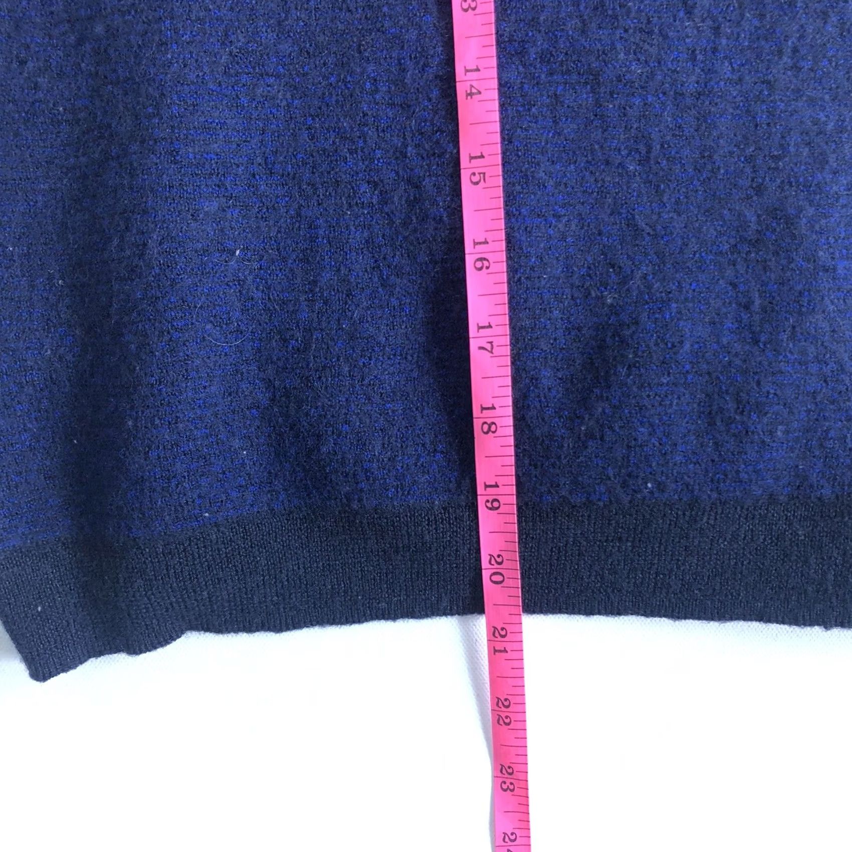 Calvin Klein Calvin Klein Sweater Women's Size S Blue Long Sleeve Merino Wool Blend Pullover Size S / US 4 / IT 40 - 7 Thumbnail