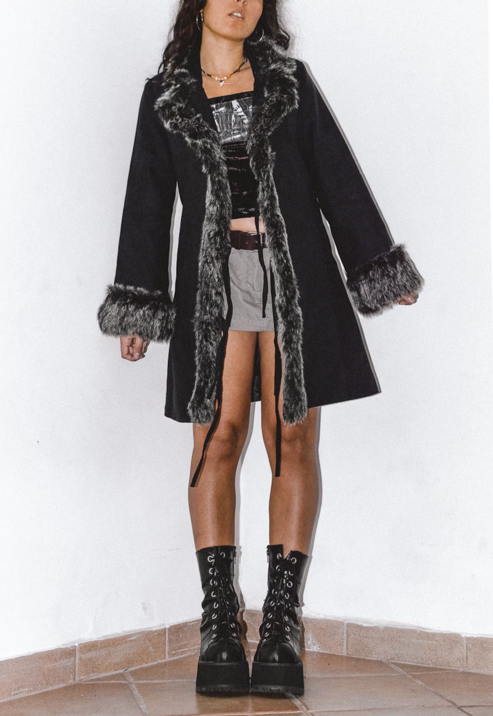 Vintage Y2k Vintage Faux Fur Trimmed Black Afghan Coat Size M / US 6-8 / IT 42-44 - 1 Thumbnail