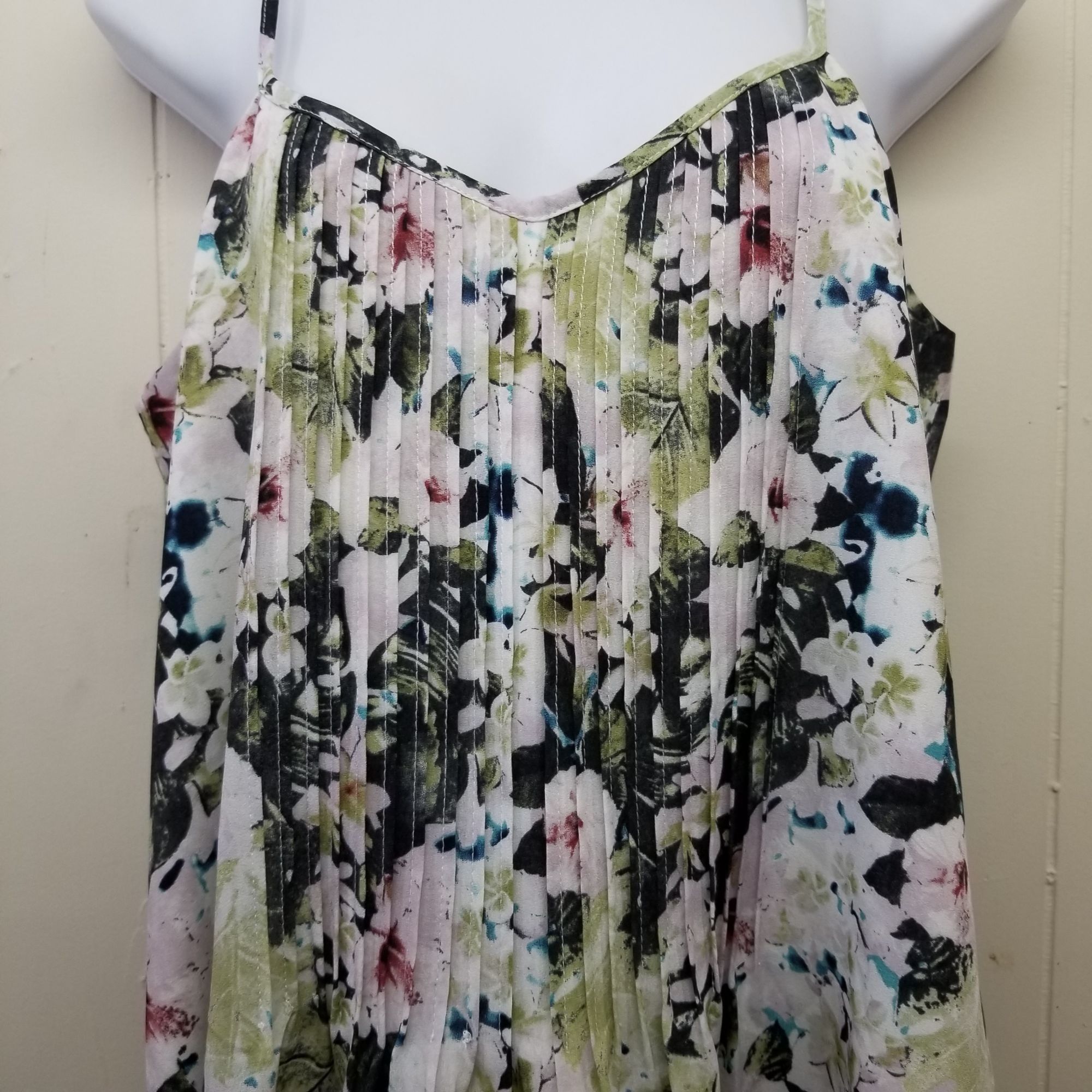 Sanctuary Sanctuary S Floral Tank Slip Dress V Neck Pintuck Smocked SP Size S / US 4 / IT 40 - 2 Thumbnail