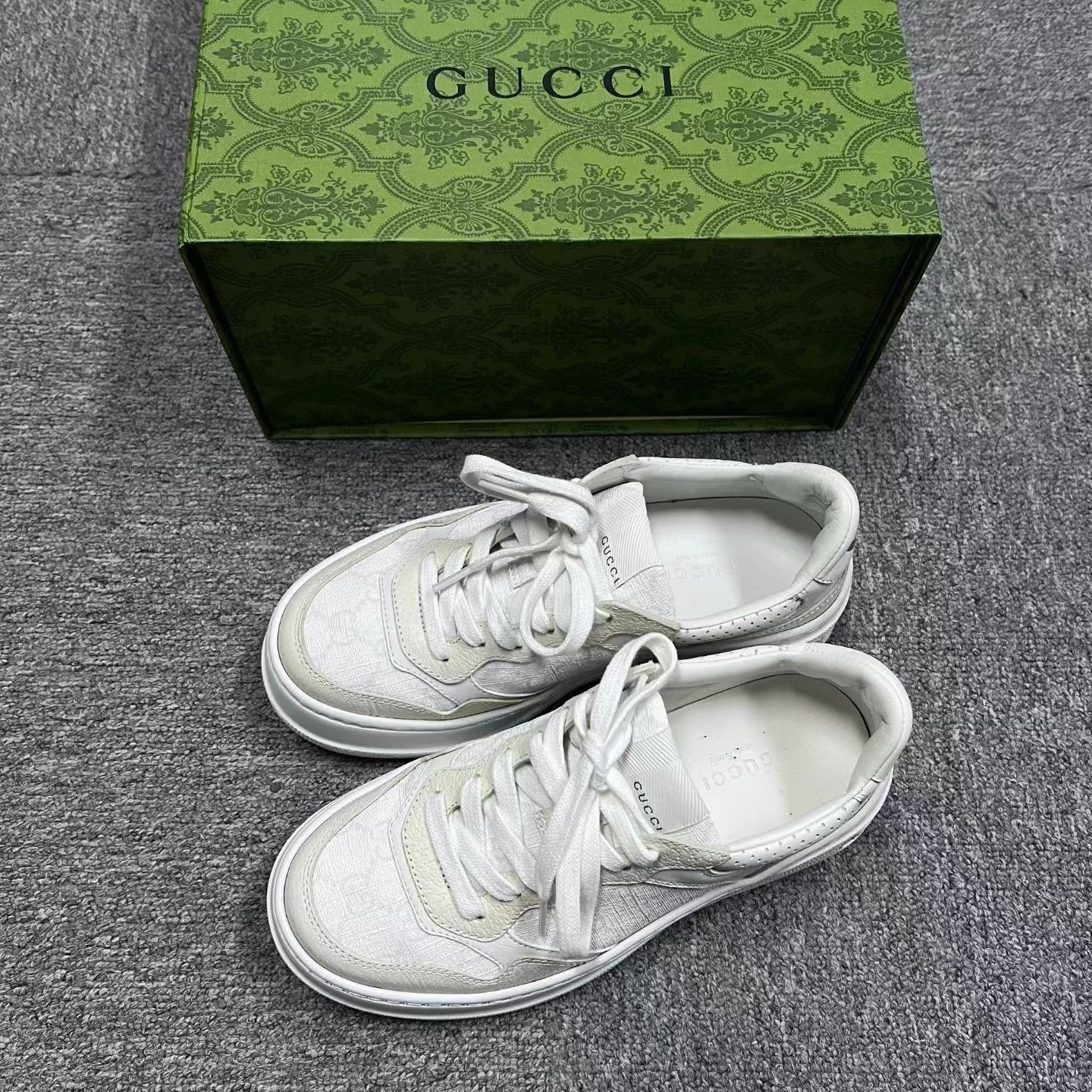 Gucci Gucci Women's White Gray Canvas Leather Low-Top Sneakers Size US 5.5 / IT 35.5 - 1 Thumbnail