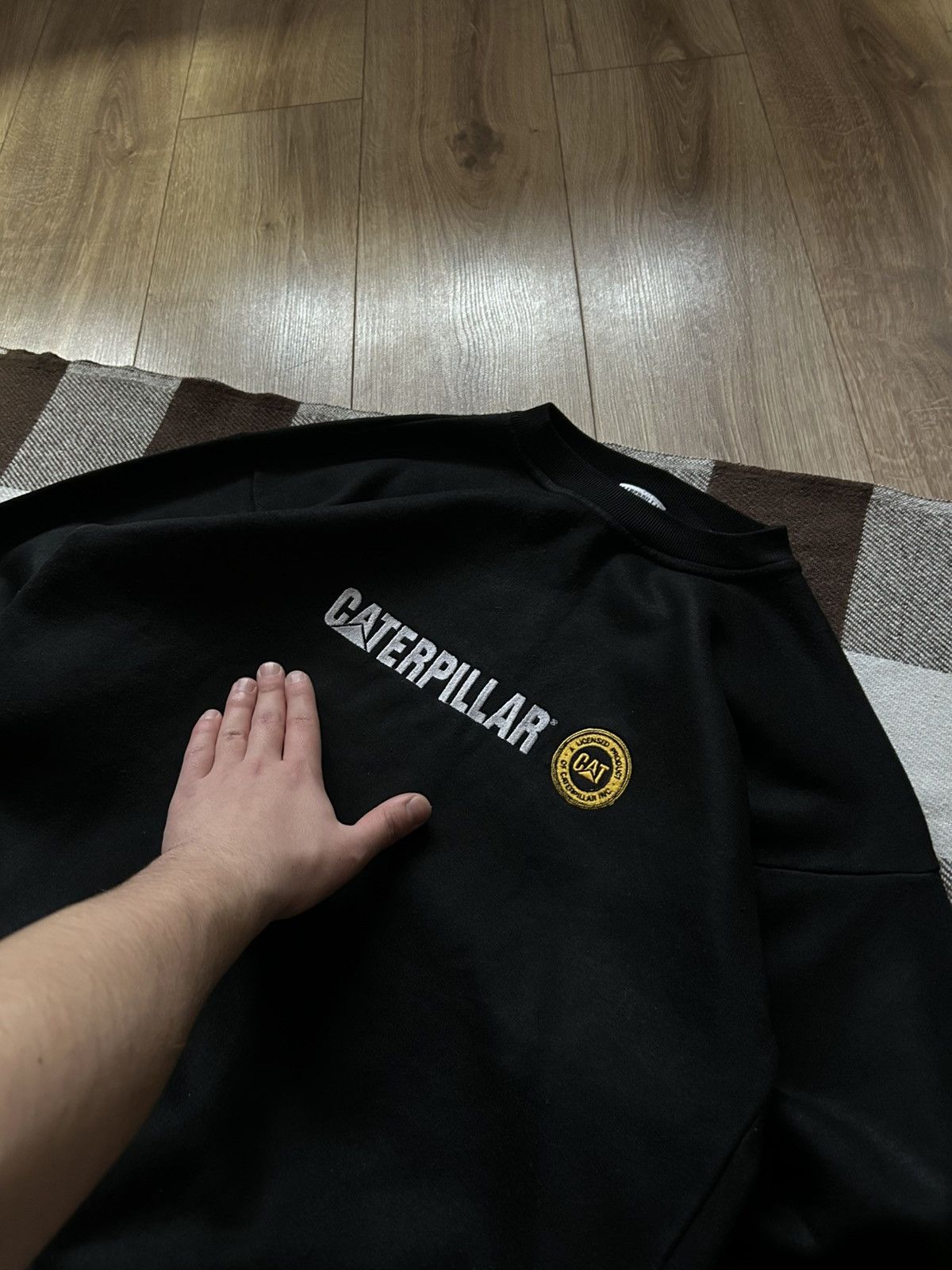 Caterpillar × Vintage Vintage Caterpillar big logo sweatshirt mens y2k mens Size US L / EU 52-54 / 3 - 3 Thumbnail