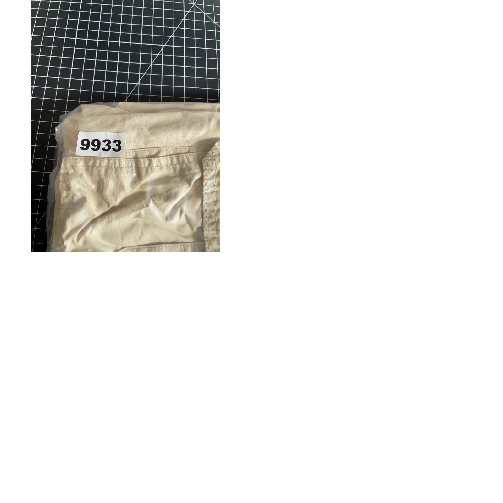 Gap VINTAGE Gap Baggy Parachute Cargo Pants Mens M Beige Nylon 90s Retro Cargo Pocket Straight Inseam 29 Size US 31 - 10 Thumbnail