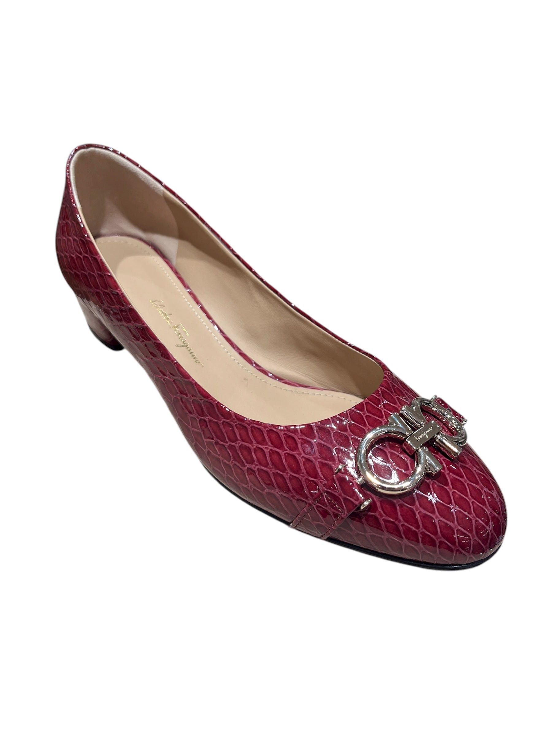 Salvatore Ferragamo Ferragamo Logo Patent Skin Garda Pumps SIZE 6.5 Size ONE SIZE - 1 Thumbnail