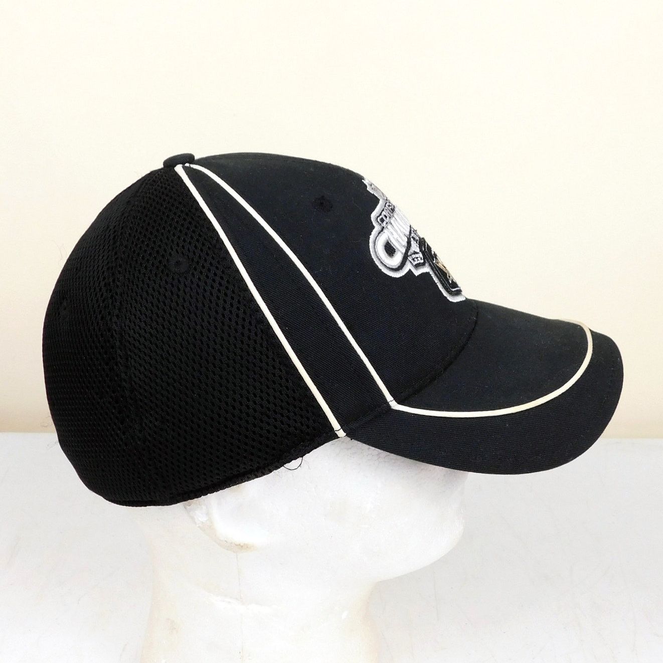 New Era Pittsburgh Penguins 2009 Conference Champions Hat Size M/L Size ONE SIZE - 5 Thumbnail