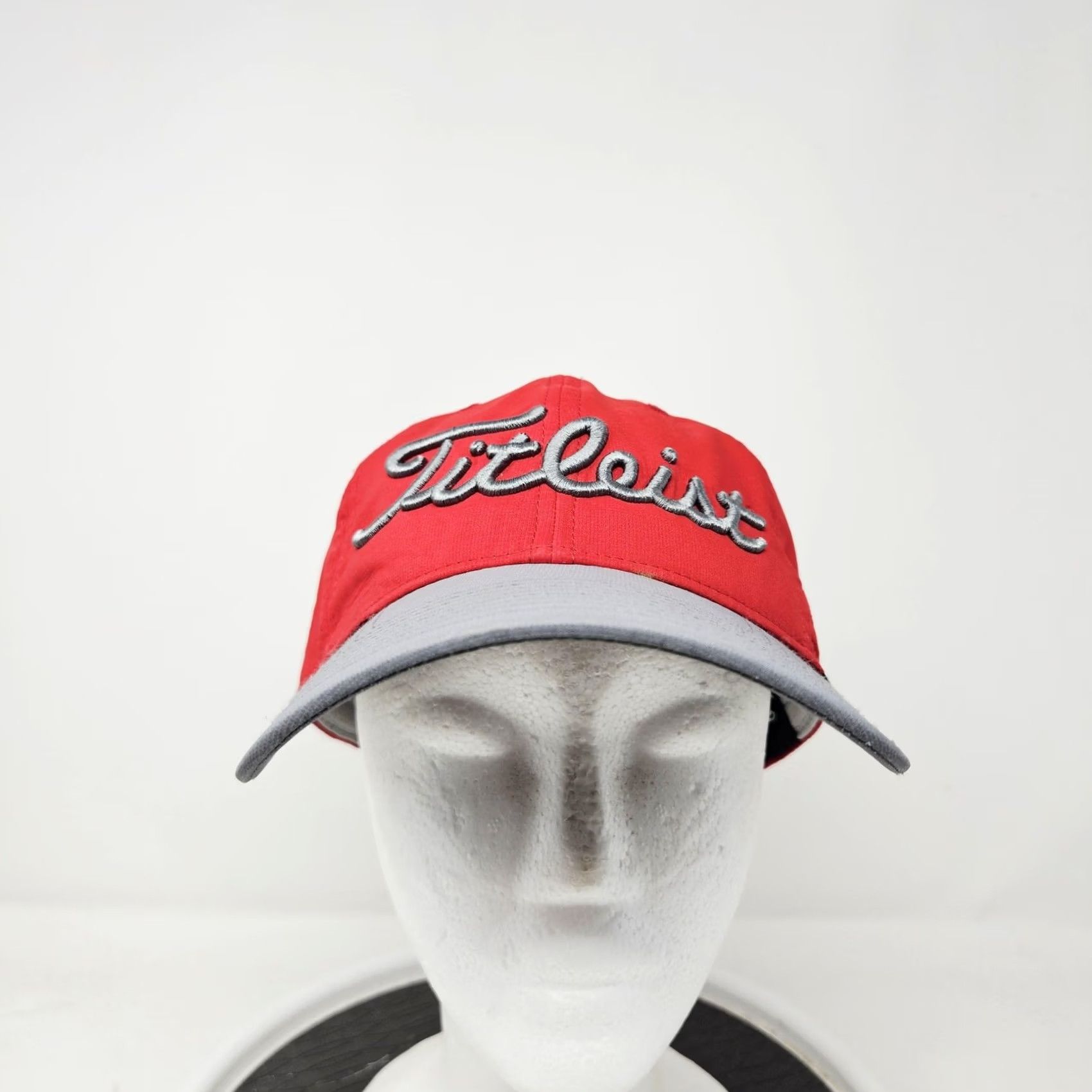 Titleist Titleist Hat Cap Baseball Strap Back One Size Red Gray Mens Pro V1 Golf Logo Size ONE SIZE - 2 Thumbnail