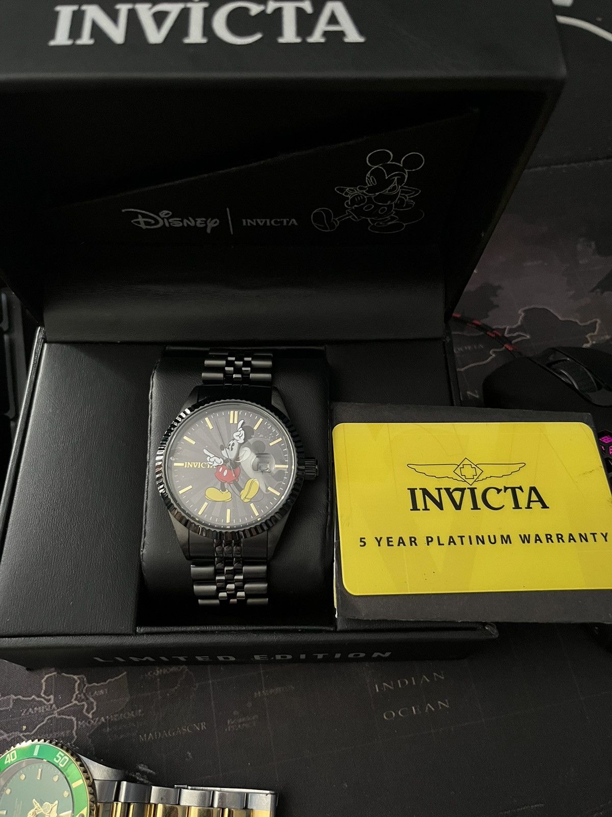 Disney × Invicta Invicta Limited Edition Mickey Mouse Watch Size ONE SIZE - 3 Thumbnail