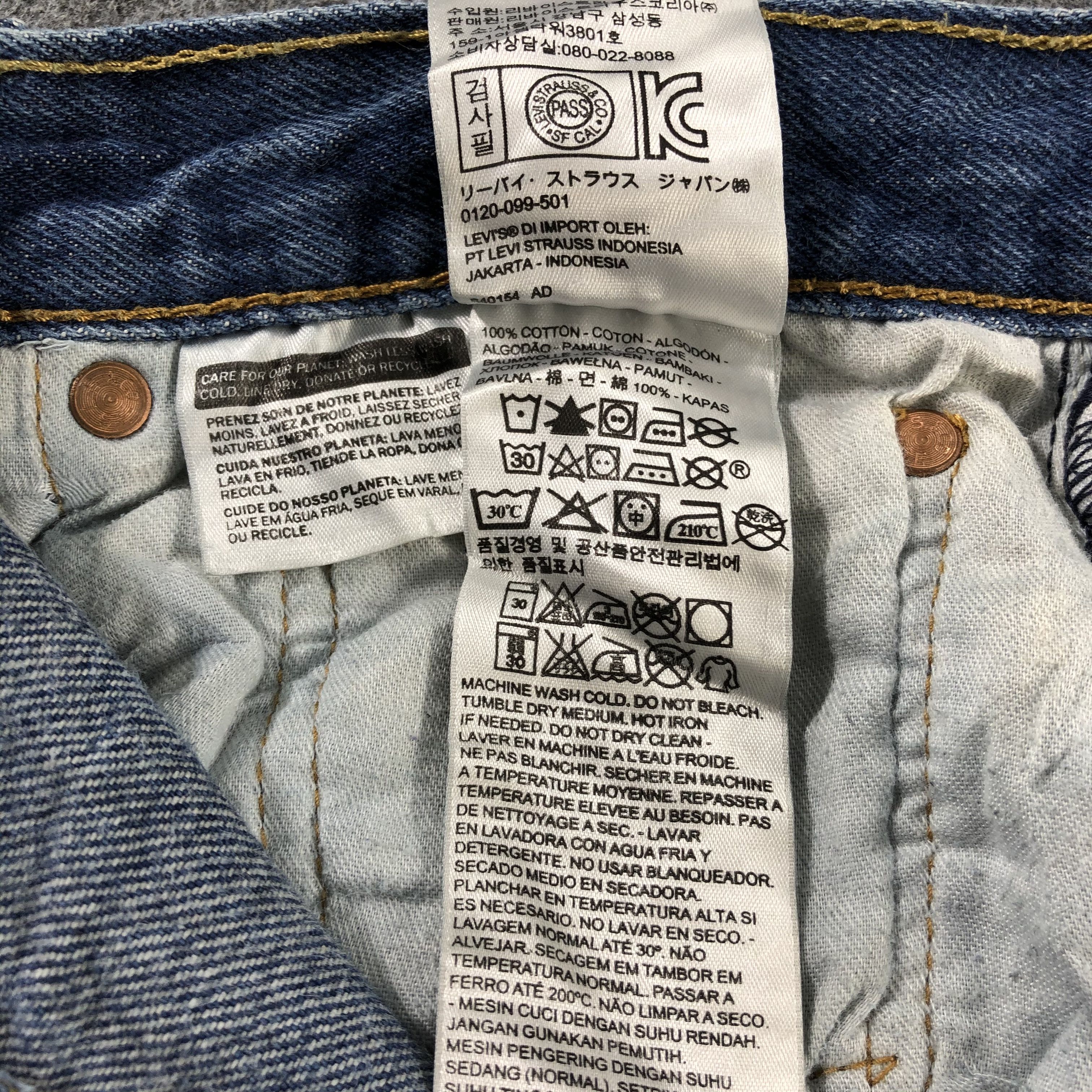 Levi's Vintage Blue Wash Levis 501 Jeans-J2417 Size US 35 - 14 Thumbnail
