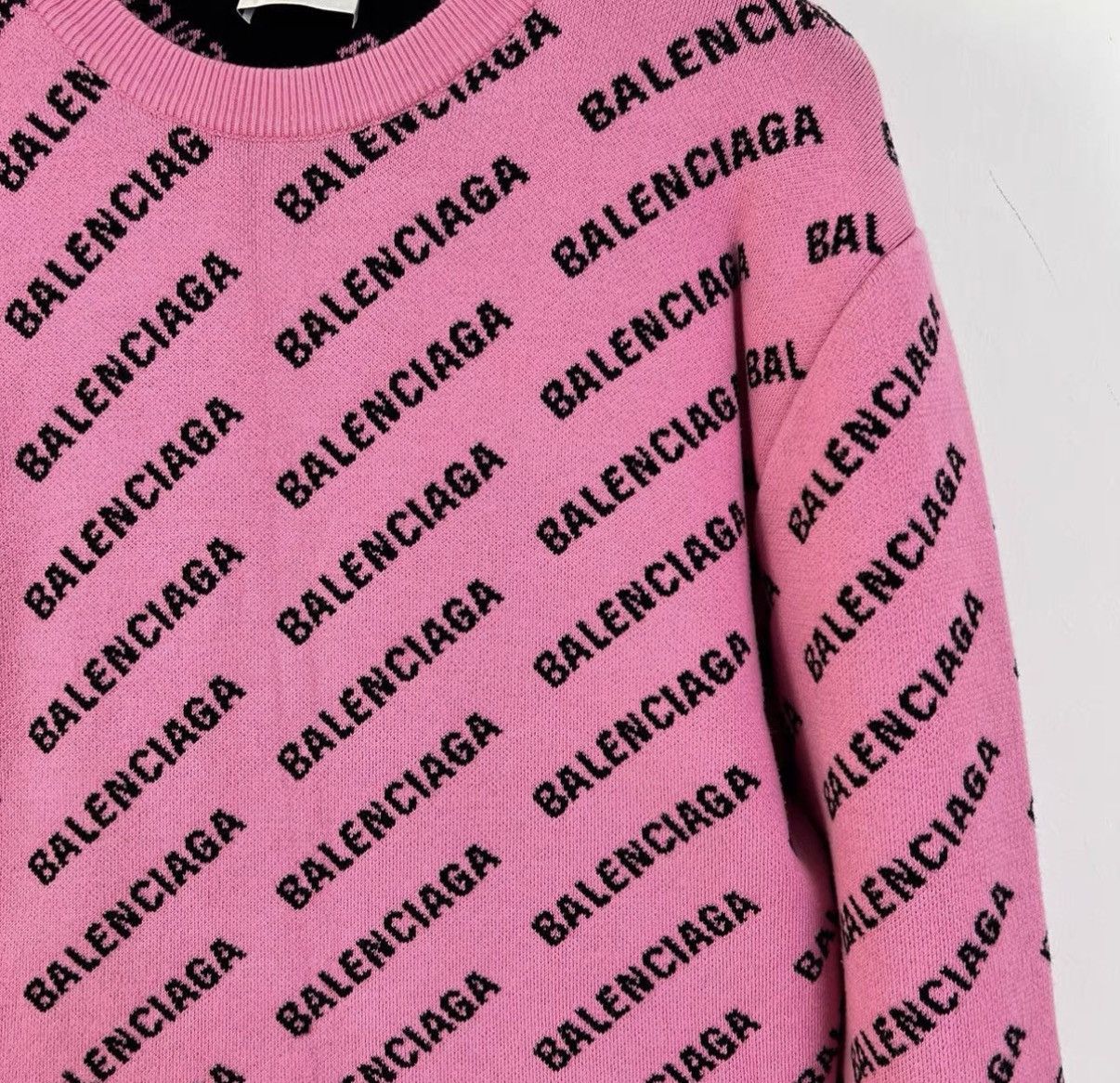 Balenciaga Balenciaga Pink All-Over Print Knit Sweater K12 Size M / US 6-8 / IT 42-44 - 5 Thumbnail