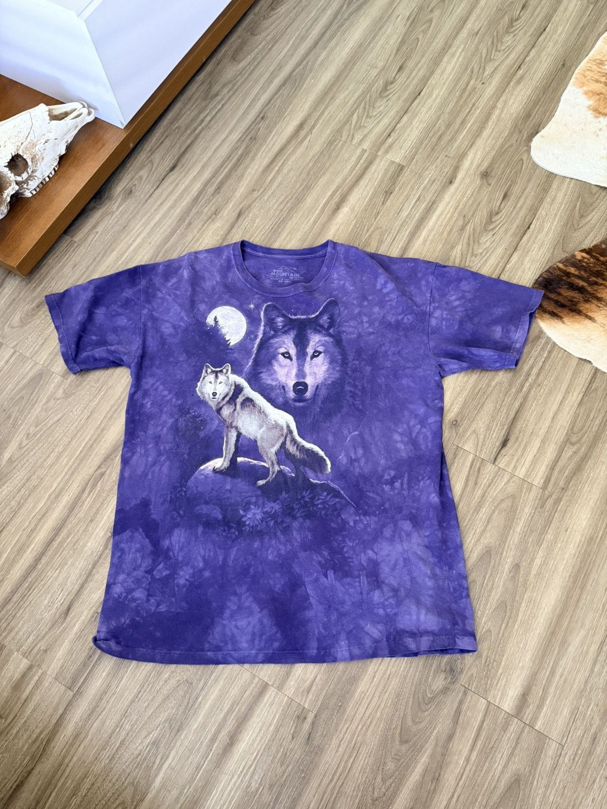 The Mountain The Mountain Wolf T-shirt Size XL Purple Size US XL / EU 56 / 4 - 1 Thumbnail