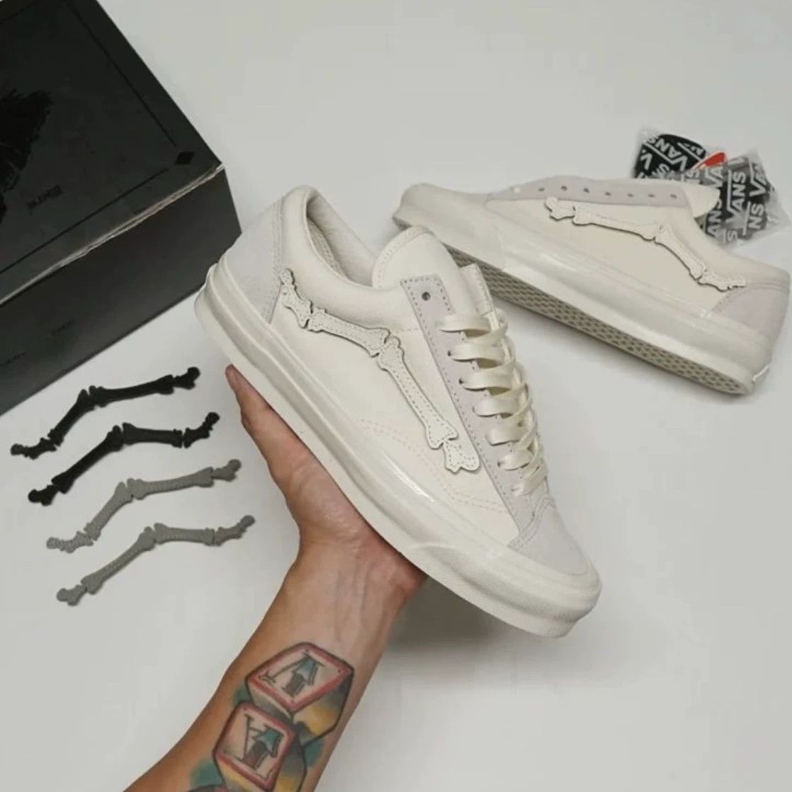 Blends Blends x Vault by Vans Magic Tape White 42 Size US 9 / EU 42 - 2 Thumbnail