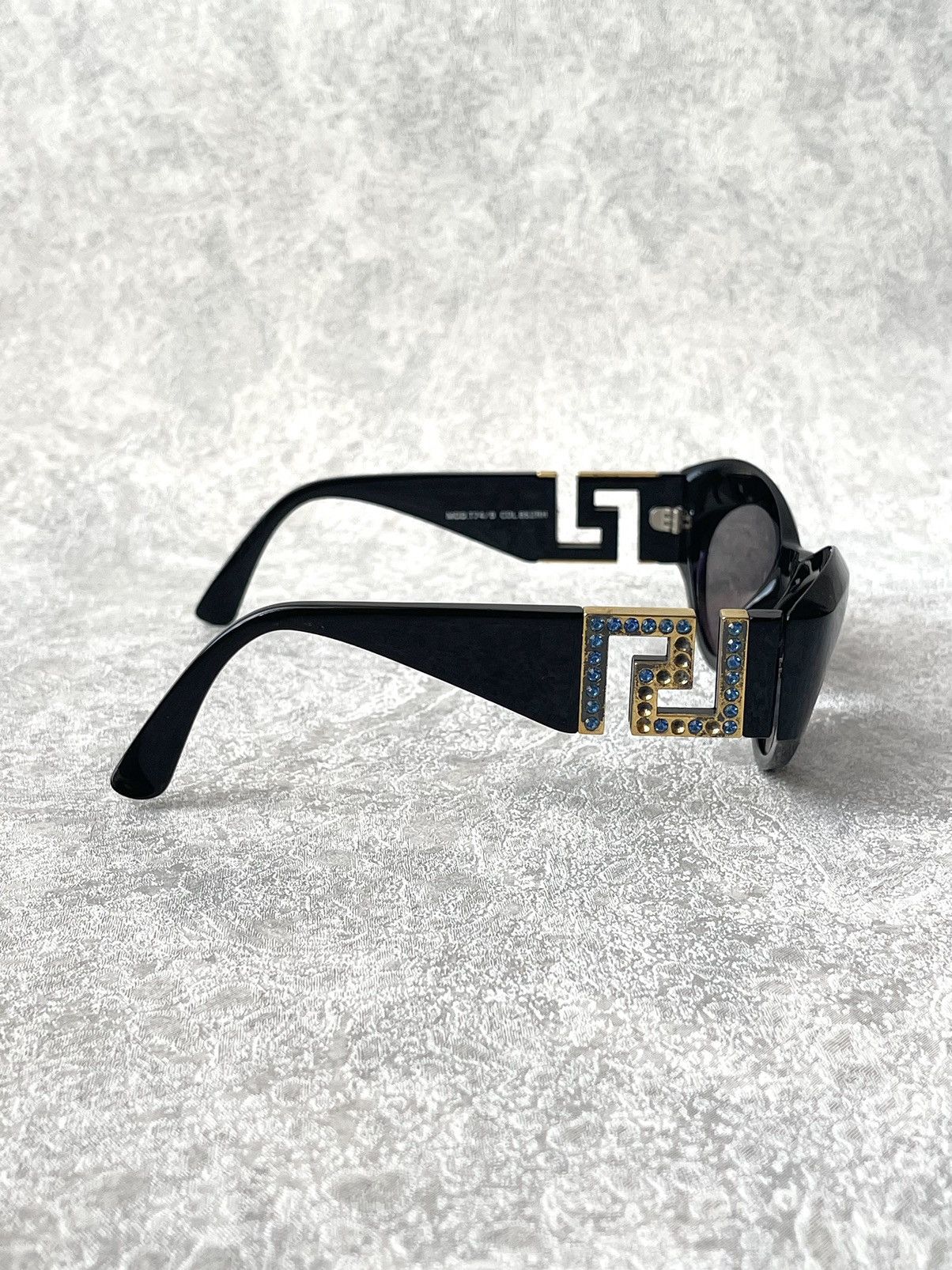 Versace 90s Vintage Gianni Versace T74/B Rhinestone Greca Sunglasses Size ONE SIZE - 10 Thumbnail