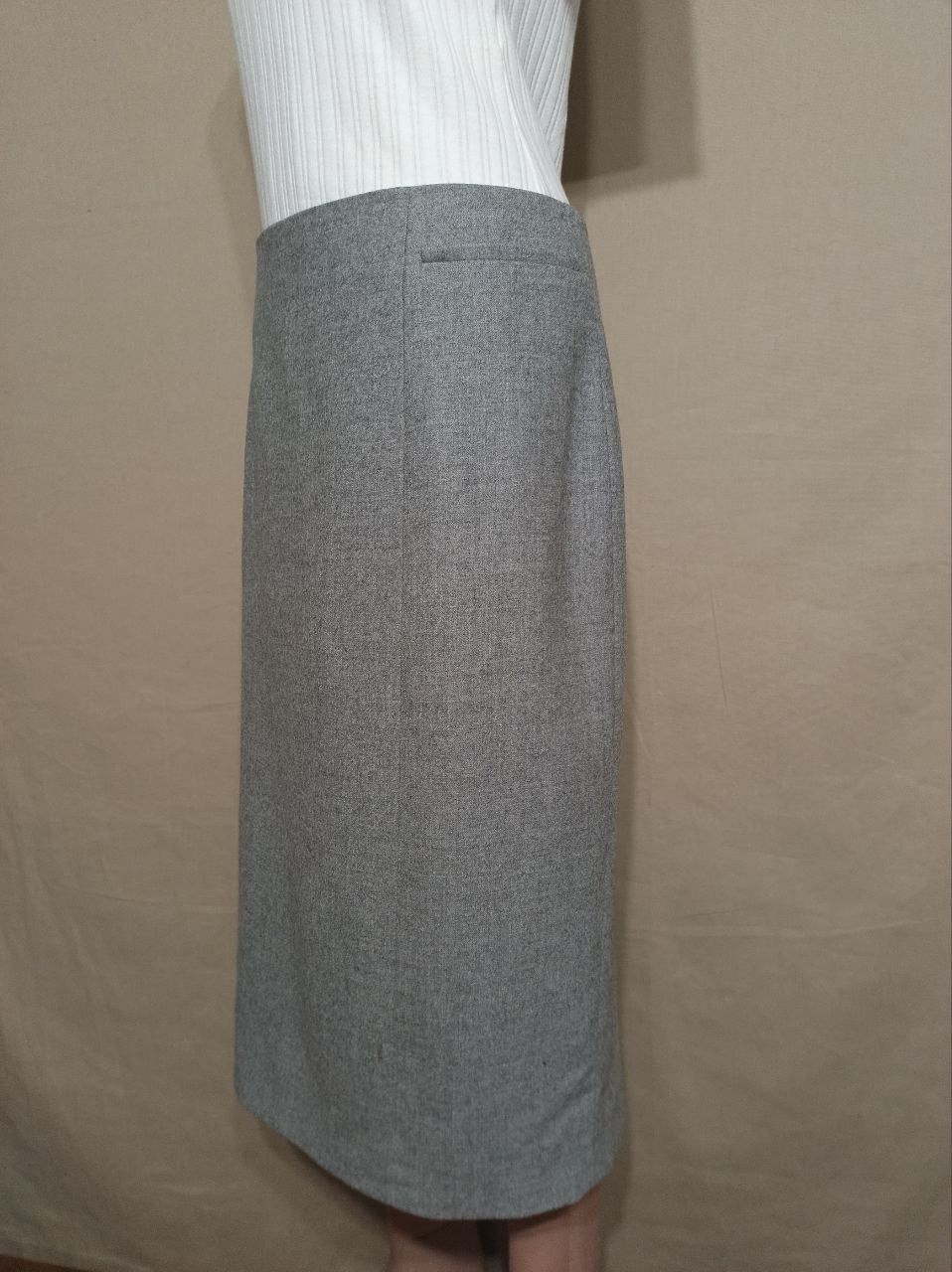 Carolina Herrera CAROLINA HERRERA Classic Gray Wool Cashmere Pencil Skirt 12 Size 34" / US 12 / IT 48 - 3 Thumbnail