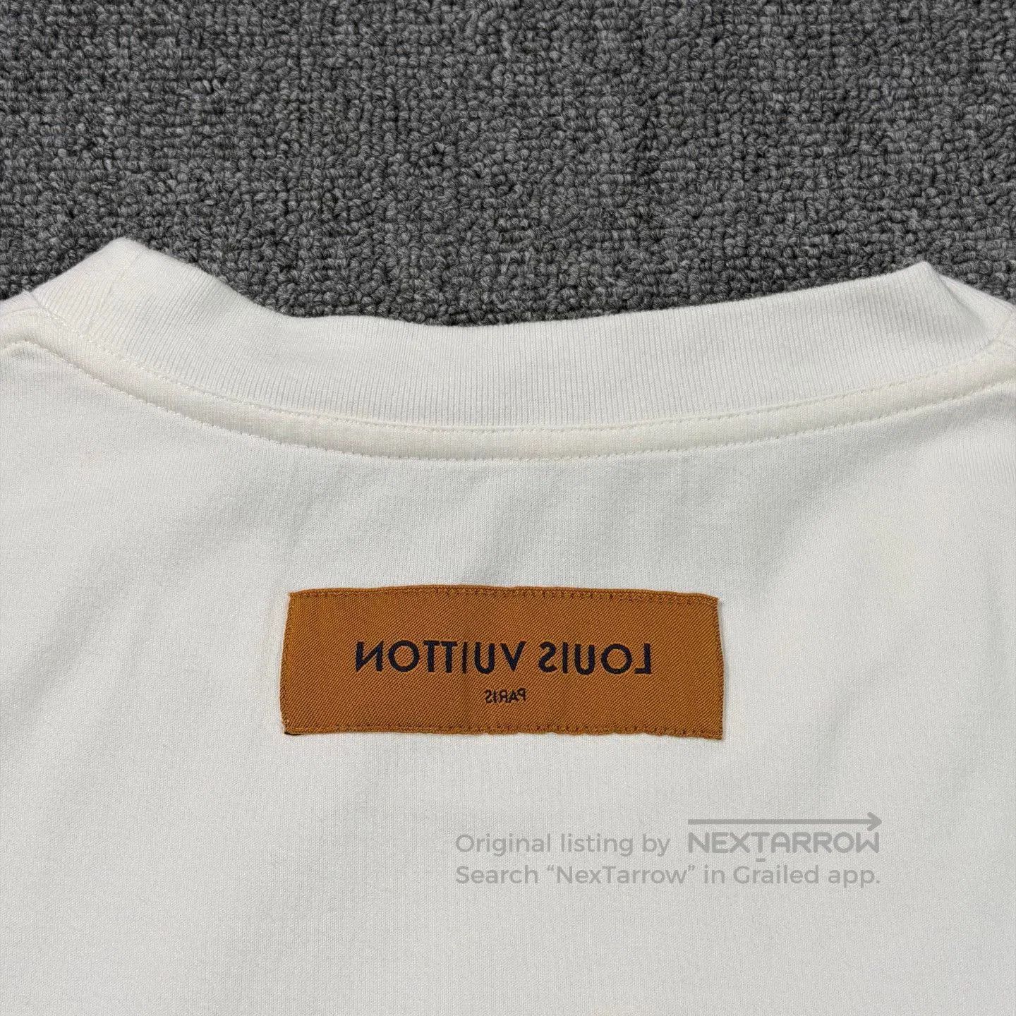 Louis Vuitton LV White Embossed Logo T-Shirt. Size US M / EU 48-50 / 2 - 8 Thumbnail