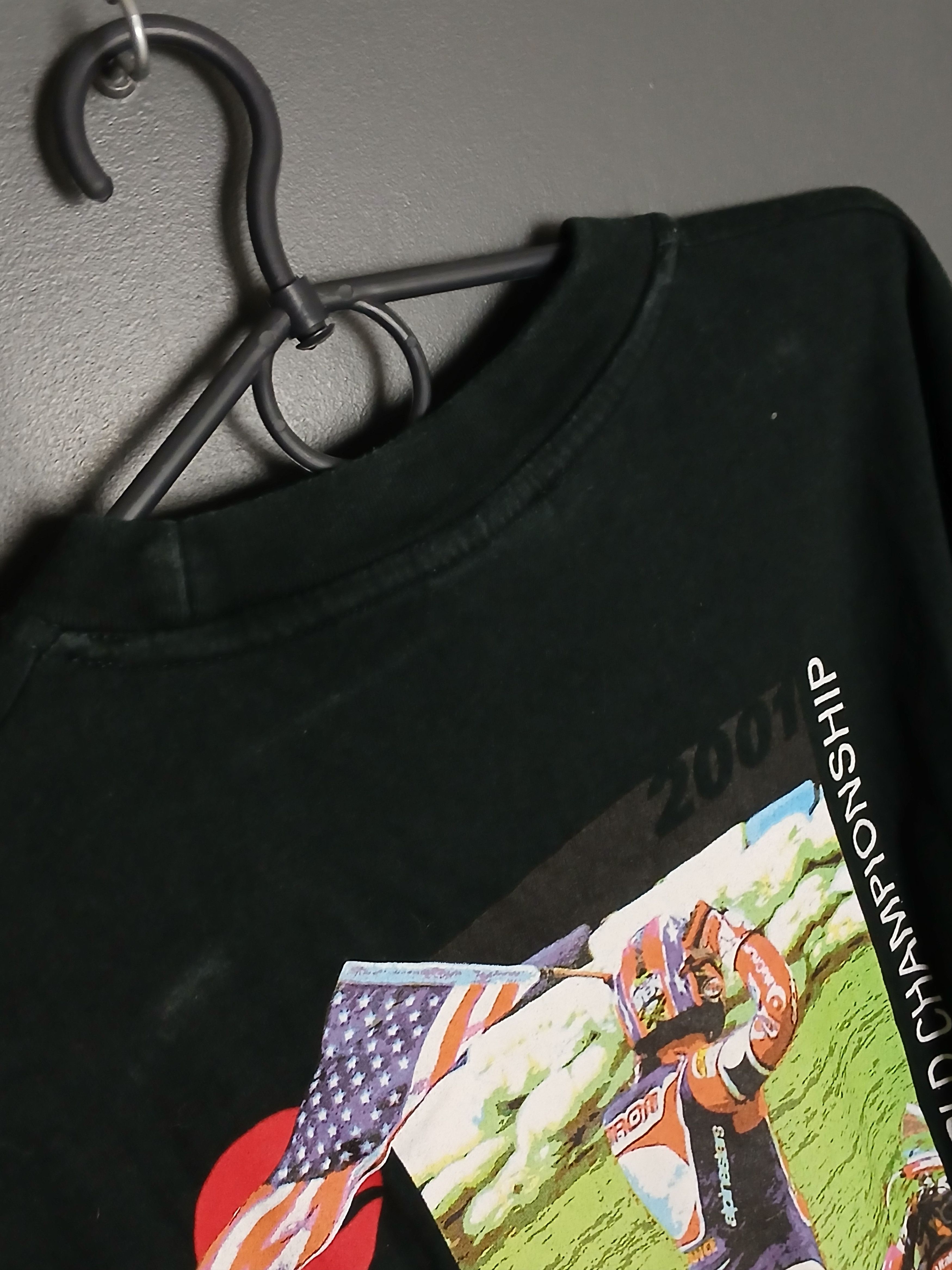 Vintage Vintage Ducati MotoGP Racing Moto T-Shirt Size US XL / EU 56 / 4 - 8 Thumbnail