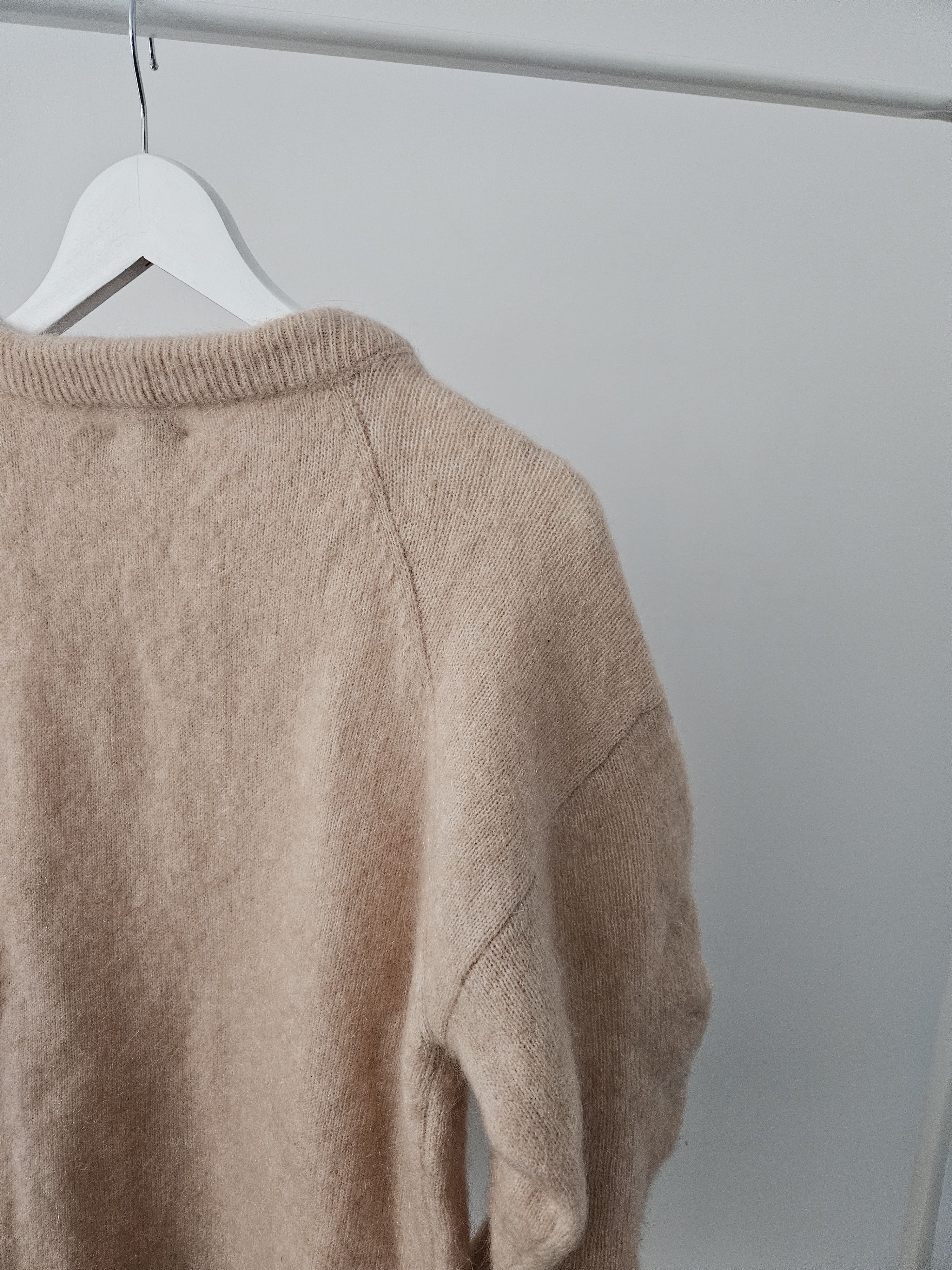 Acne Studios Acne Studios dramatic moh fuzzy mohair knit sweater Size US XS / EU 42 / 0 - 8 Thumbnail