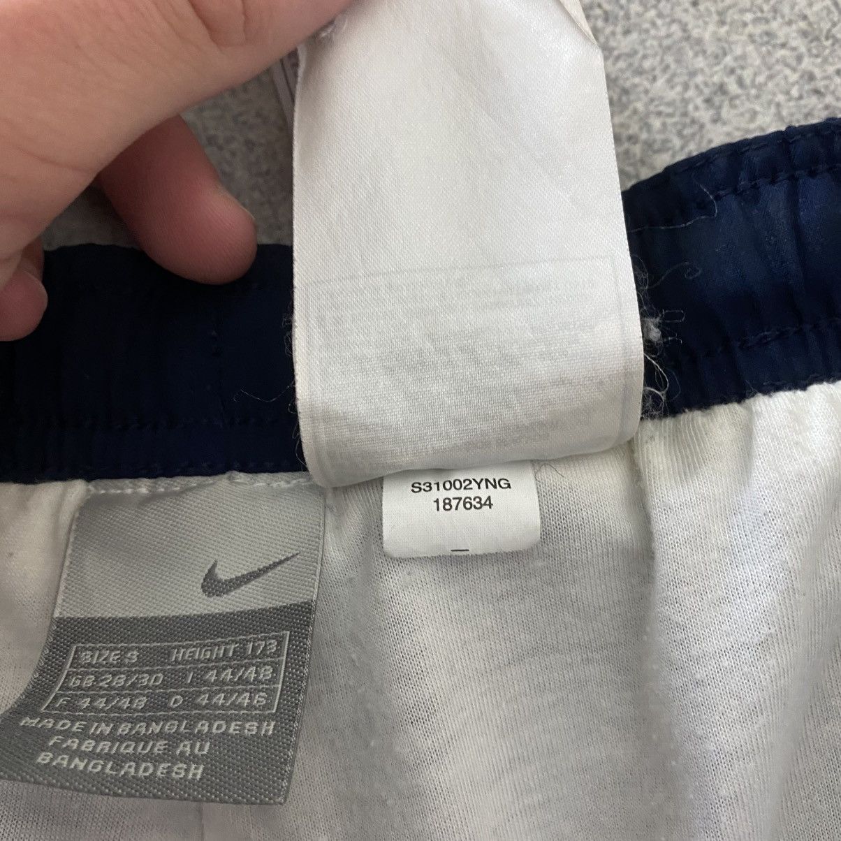 Nike Vintage Nike Track Pants Y2K Size US 30 / EU 46 - 9 Thumbnail