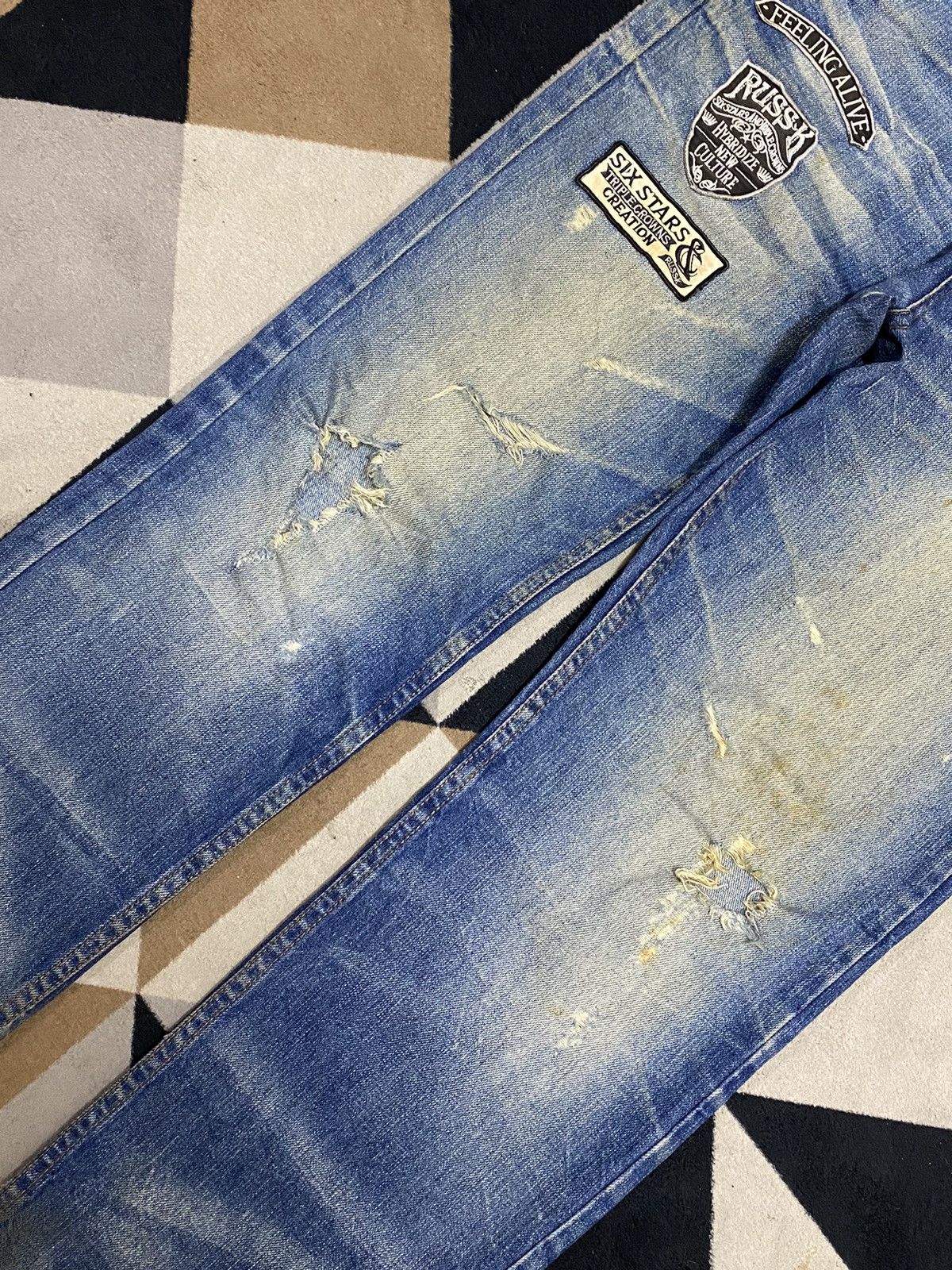 Japanese Brand Vintage Japanese Ruskk Whisker Patched Blue Wash Loose Jeans Size US 30 / EU 46 - 7 Thumbnail