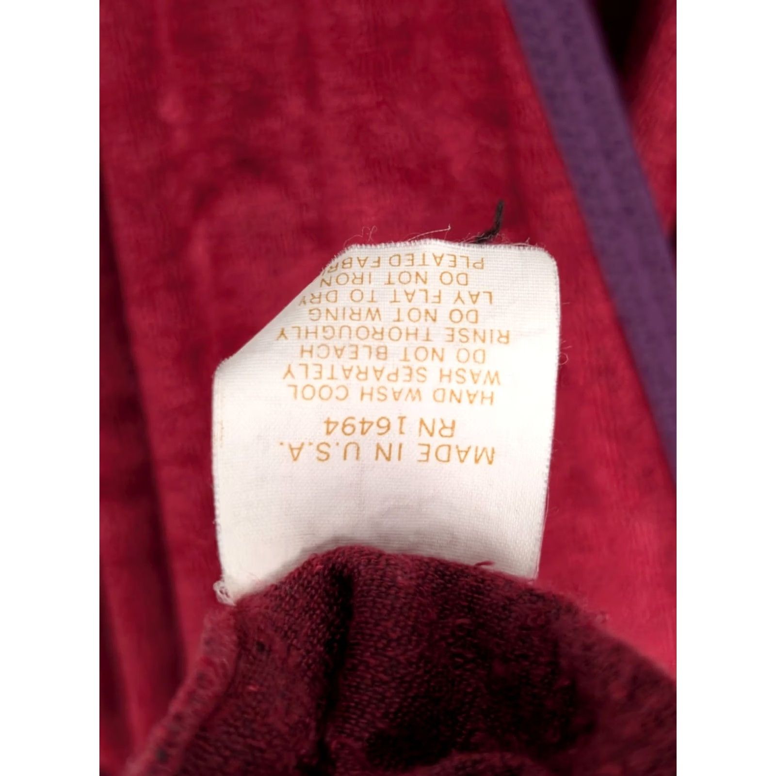 Mary McFadden VINTAGE Mary McFadden Couture Collection Robe Womens L Red Rayon Tie 49" 3/4 Sleeve Size L / US 10 / IT 46 - 5 Thumbnail