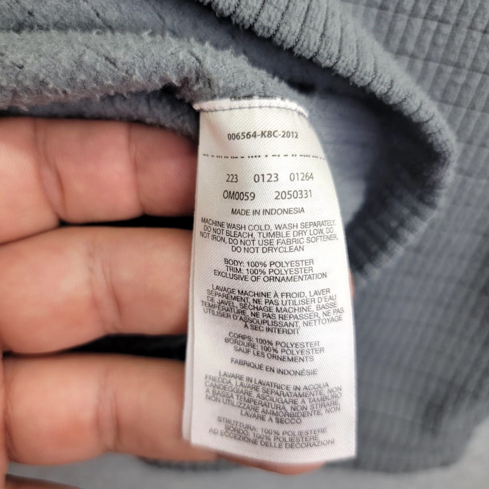 Mountain Hardwear Mountain Hardwear Sweatshirt Mens 2XL Gray Mock Neck 1/4 Zip Pullover Fleece Size US XXL / EU 58 / 5 - 4 Thumbnail
