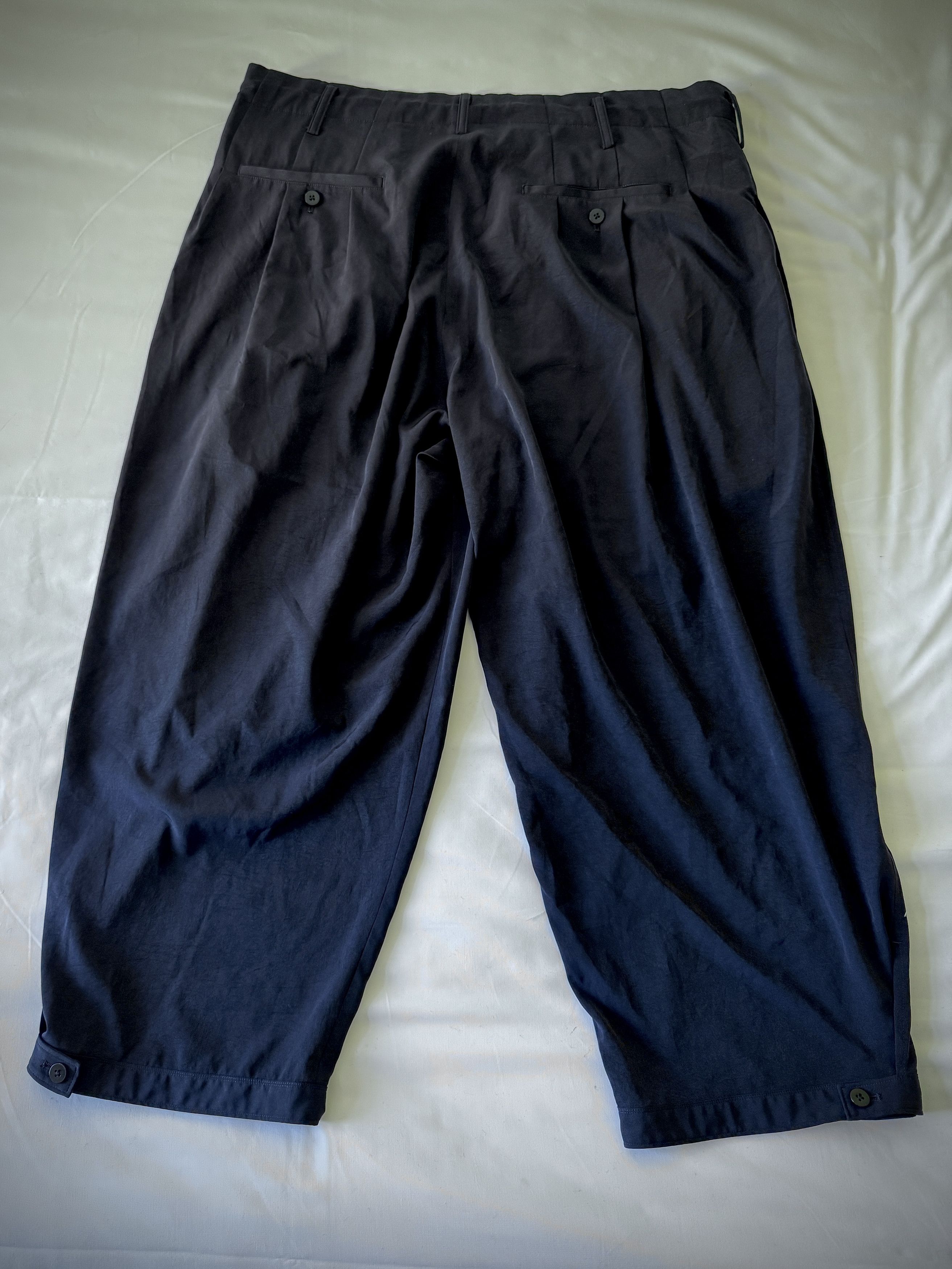 Yohji Yamamoto 20SS Sun Embroidery Tuck Pants (HN-P43-503) Size US 32 / EU 48 - 4 Thumbnail