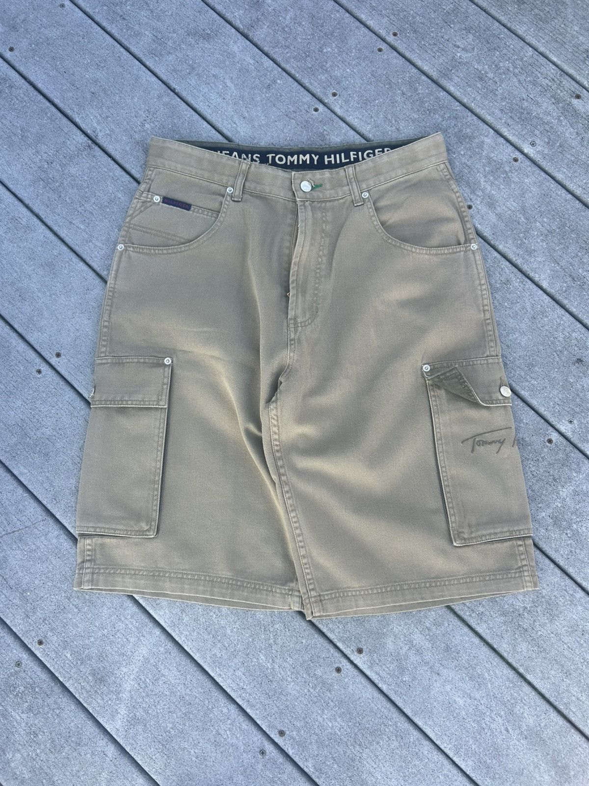 Tommy Hilfiger Y2K Jnco style Tommy Hilfiger shorts Size US 34 / EU 50 - 3 Thumbnail