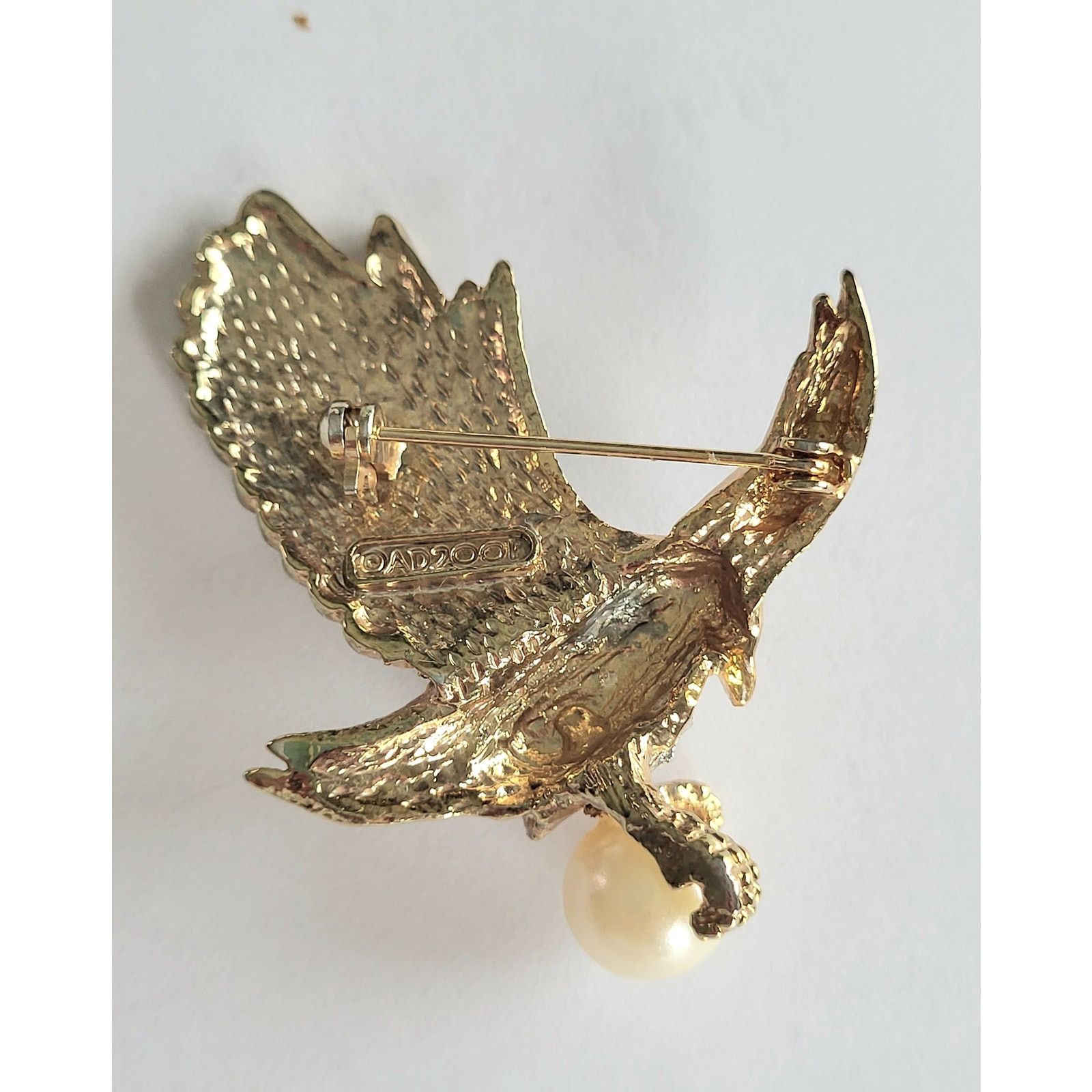 & Other Stories AD2001 Vintage Eagle Brooch Pave Rhinestones Pearl Ann Hand Size ONE SIZE - 8 Thumbnail