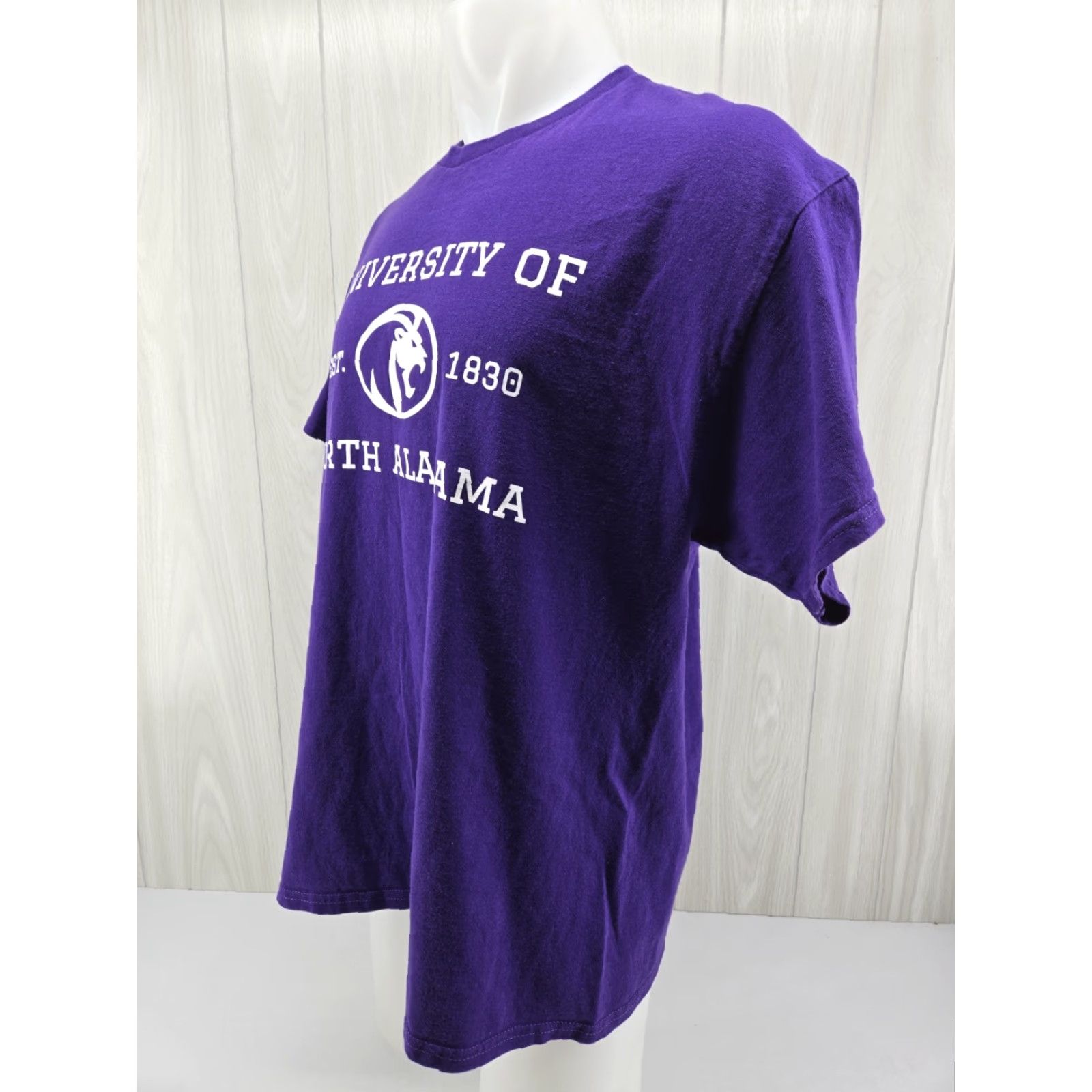 Gildan VINTAGE UNA North Alabama Graphic Print Gildan Mens College T Shirt Purple XL Size US XL / EU 56 / 4 - 4 Thumbnail