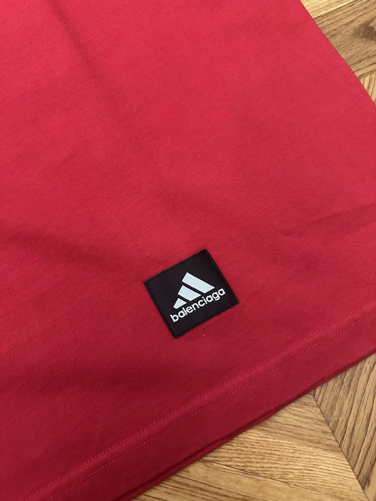 Balenciaga Balenciaga Adidas Big Logo T-shirt Red (1) Size US M / EU 48-50 / 2 - 5 Thumbnail