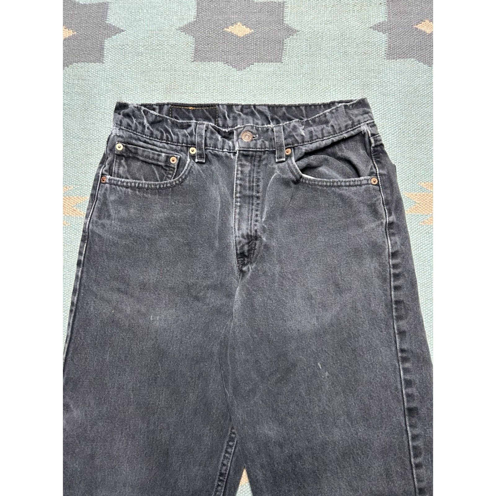 Levi's VINTAGE Levi’s 550 Jeans Mens Relaxed 30x31 Black Distressed 90s Grunge Skater Jeans Size US 30 / EU 46 - 4 Thumbnail