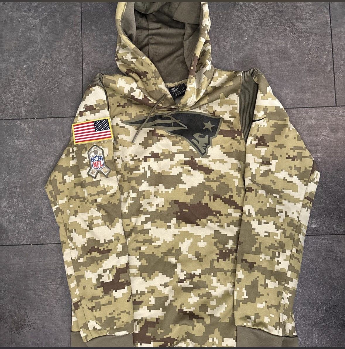 NFL New England Patriots hoodie Size US L / EU 52-54 / 3 - 1 Thumbnail