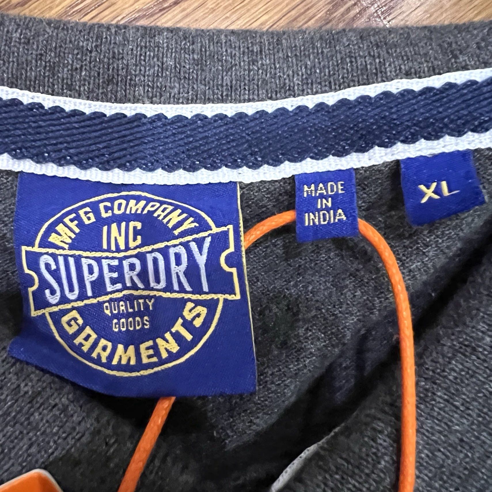 Superdry Superdry Mens Polo Shirt Enamel Gray Size XL Casual Cotton Short Sleeve Vintage Logo 2010s Size US XL / EU 56 / 4 - 4 Thumbnail